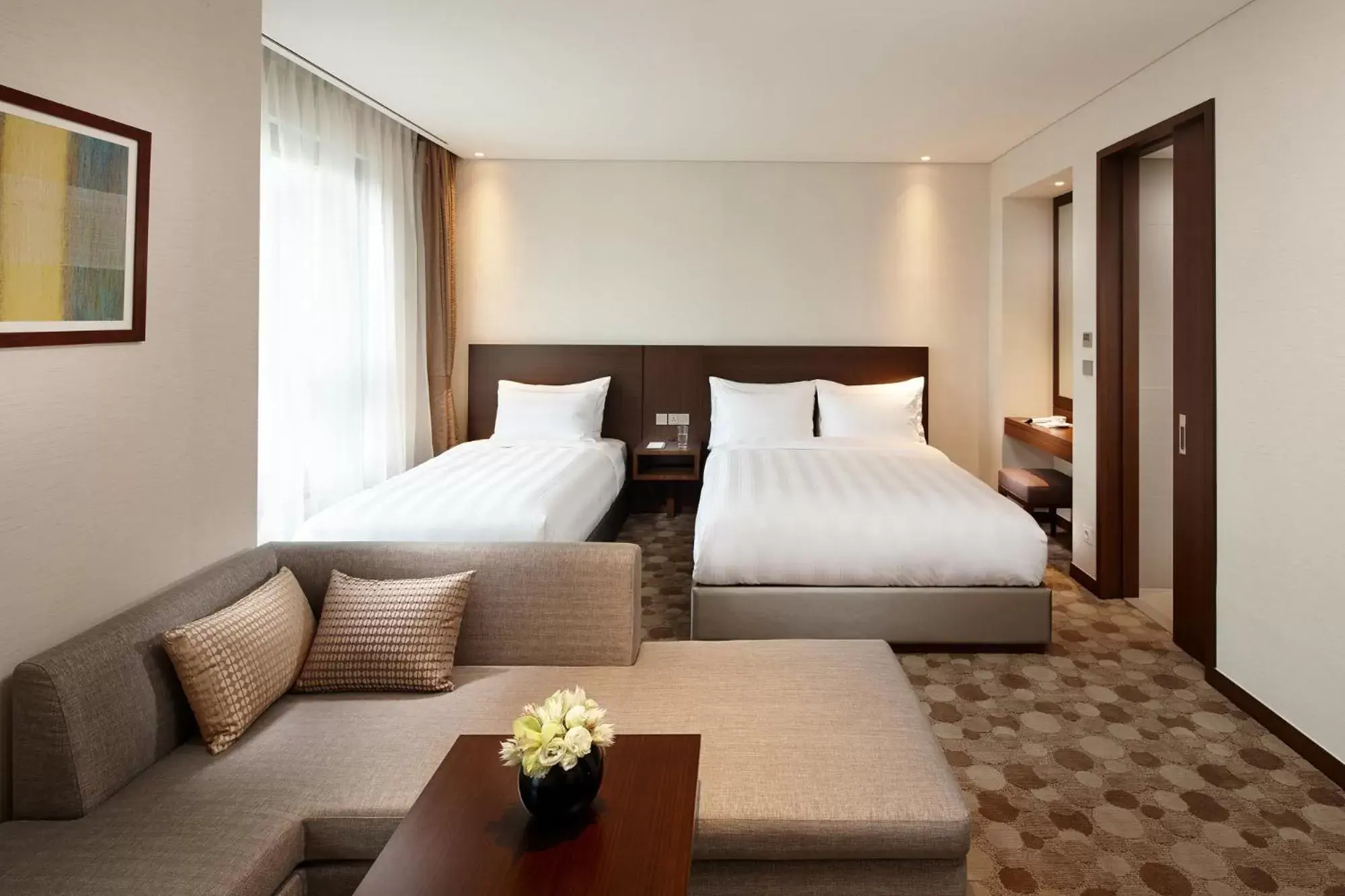 Bed in LOTTE City Hotel Ulsan