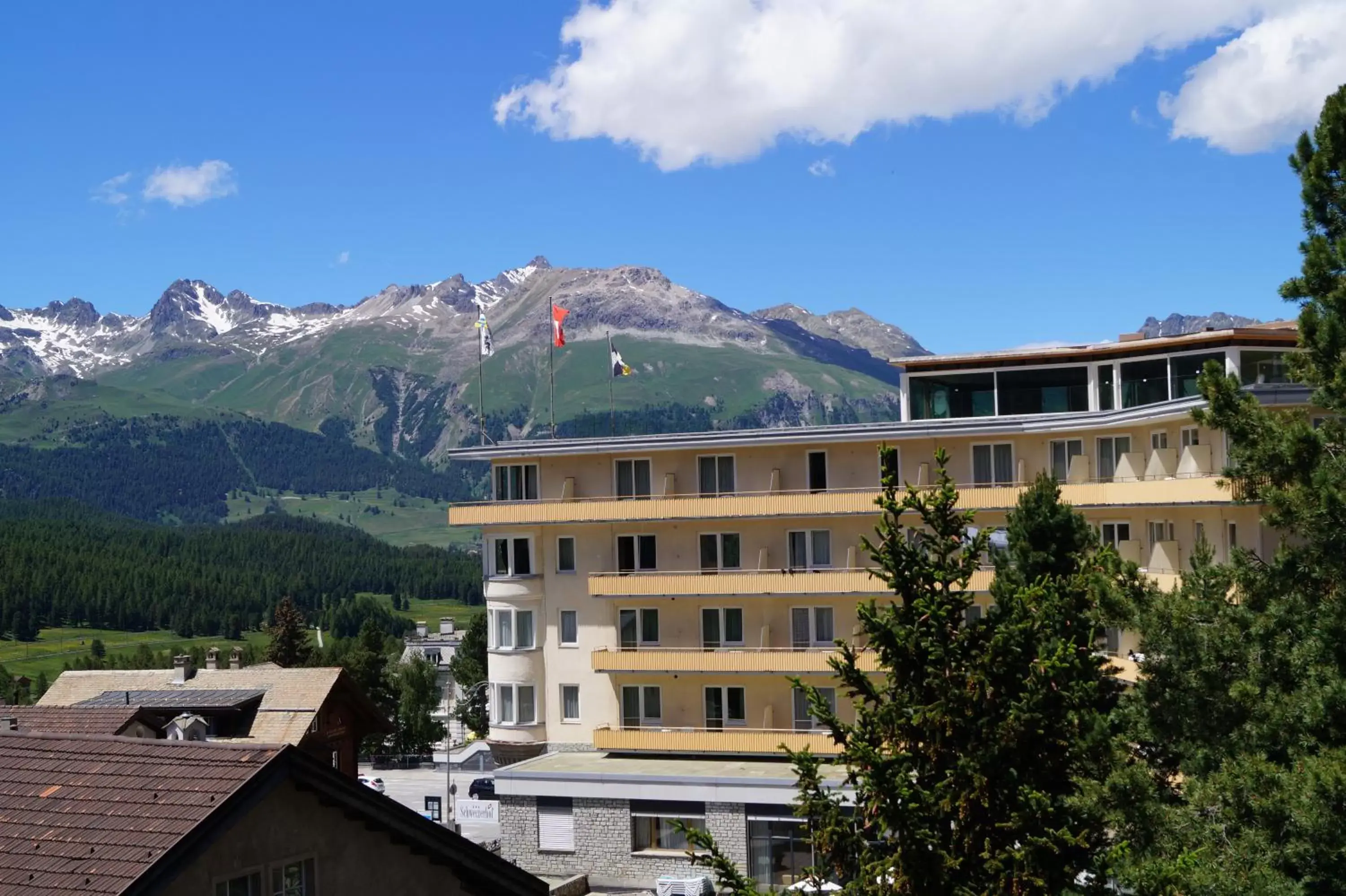 Property building, Neighborhood in Hotel Schweizerhof Pontresina