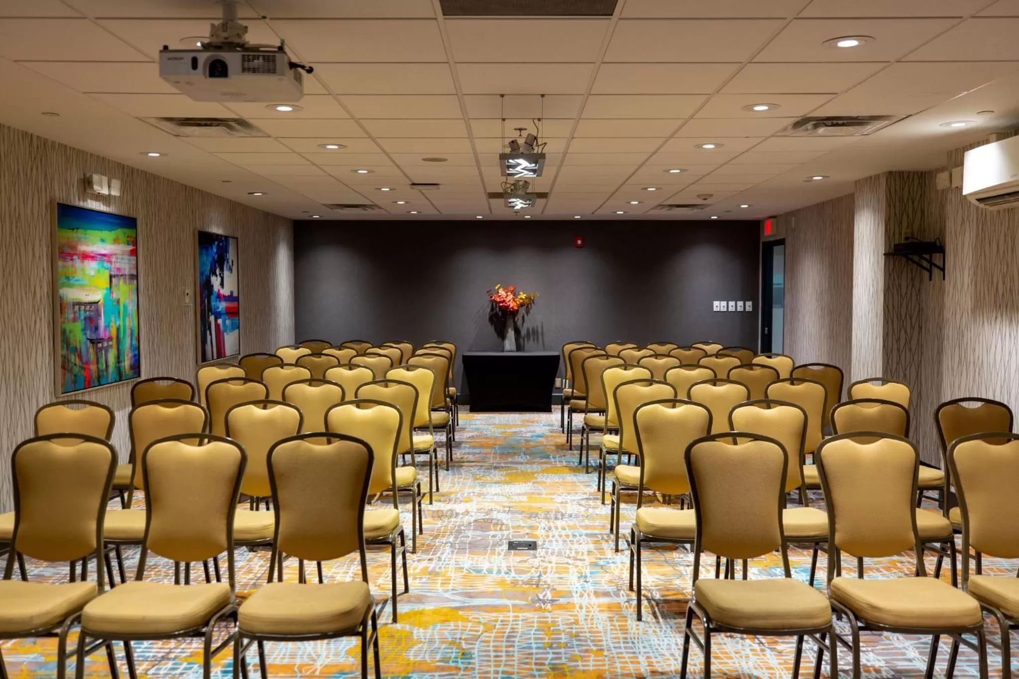 Meeting/conference room in Holiday Inn Toronto Downtown Centre by IHG