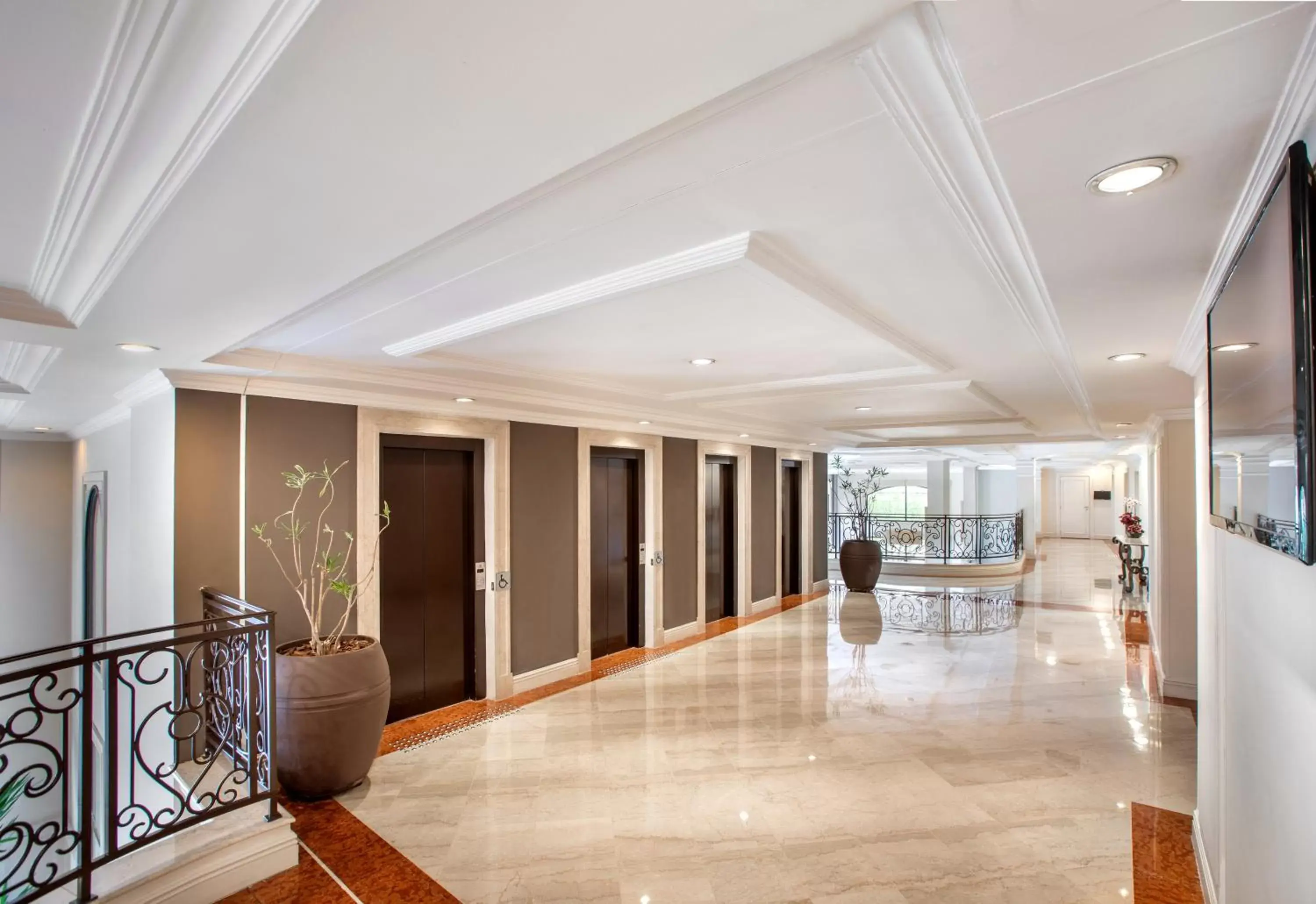 Area and facilities, Lobby/Reception in Meliá Campinas