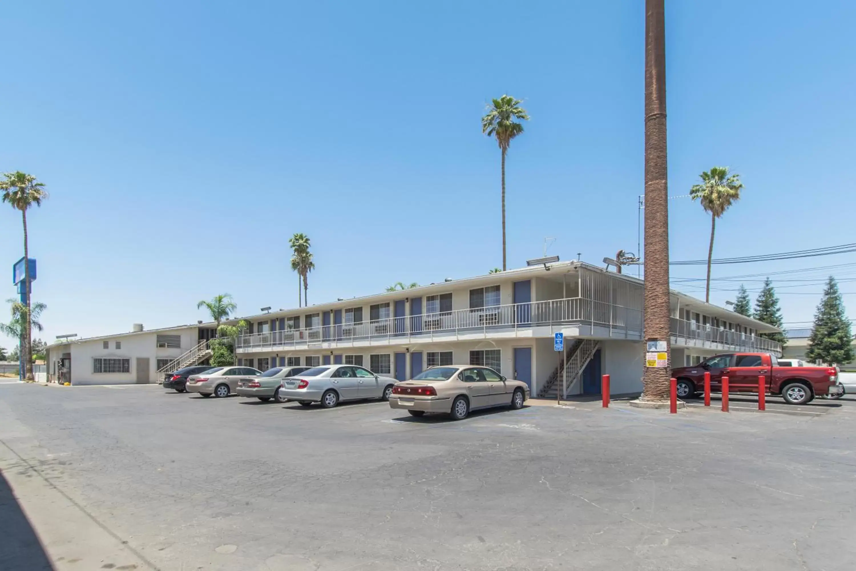 View (from property/room), Property Building in Motel 6 Bakersfield, CA - Central