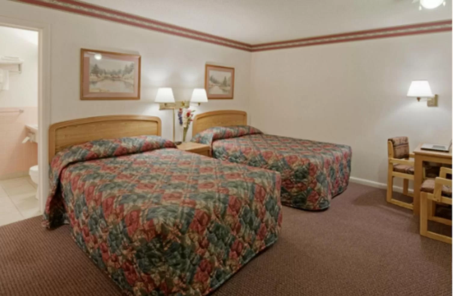 Double Room with Two Double Beds - Smoking in Americas Best Value Inn Belleville