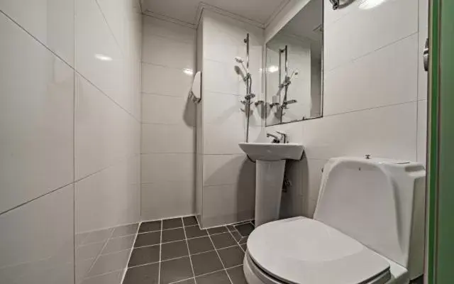 Shower, Bathroom in Hotel Hue Loft