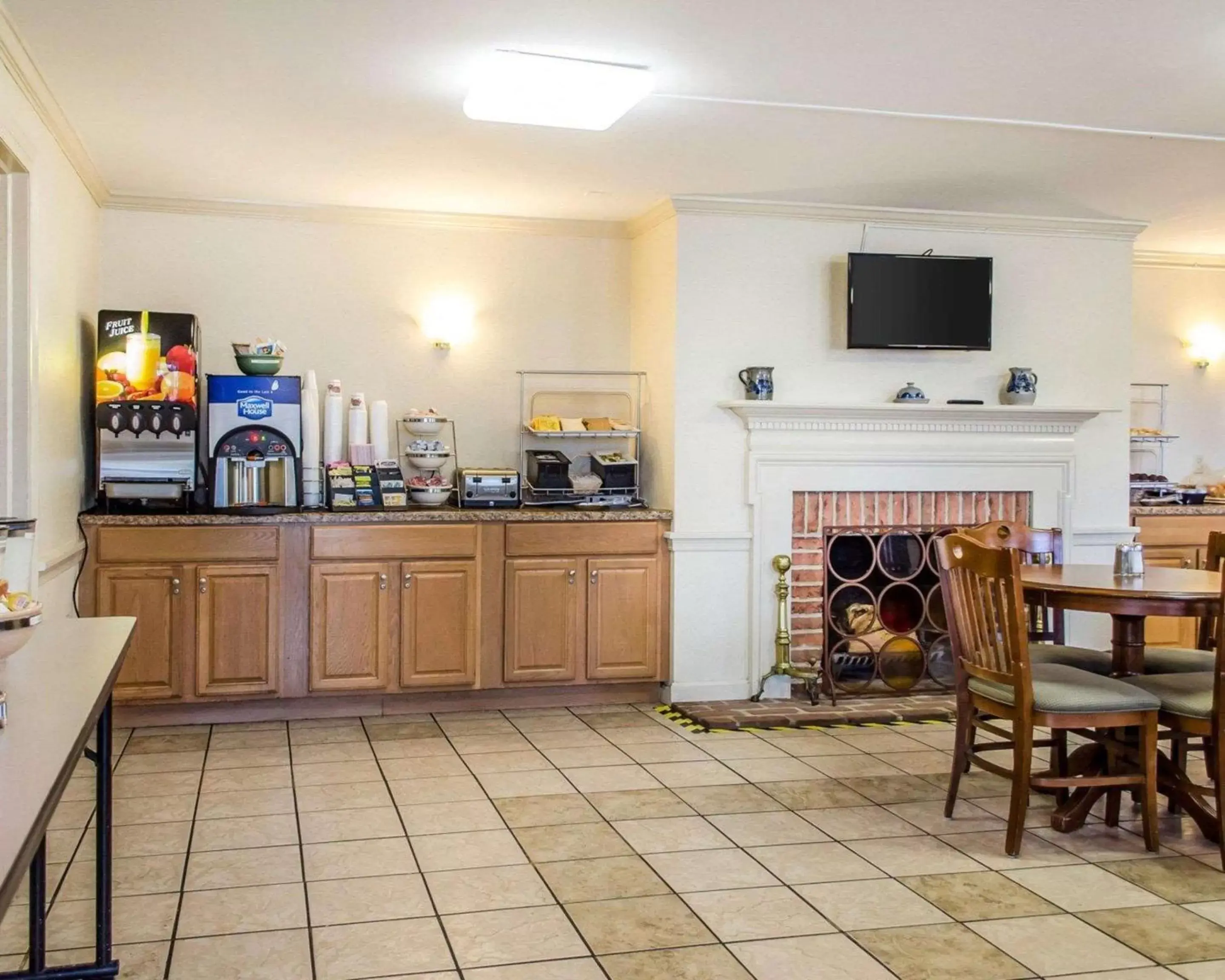 Restaurant/places to eat in Clarion Inn Strasburg - Lancaster Restaurant/places to eat in Clarion Inn Strasburg - Lancaster