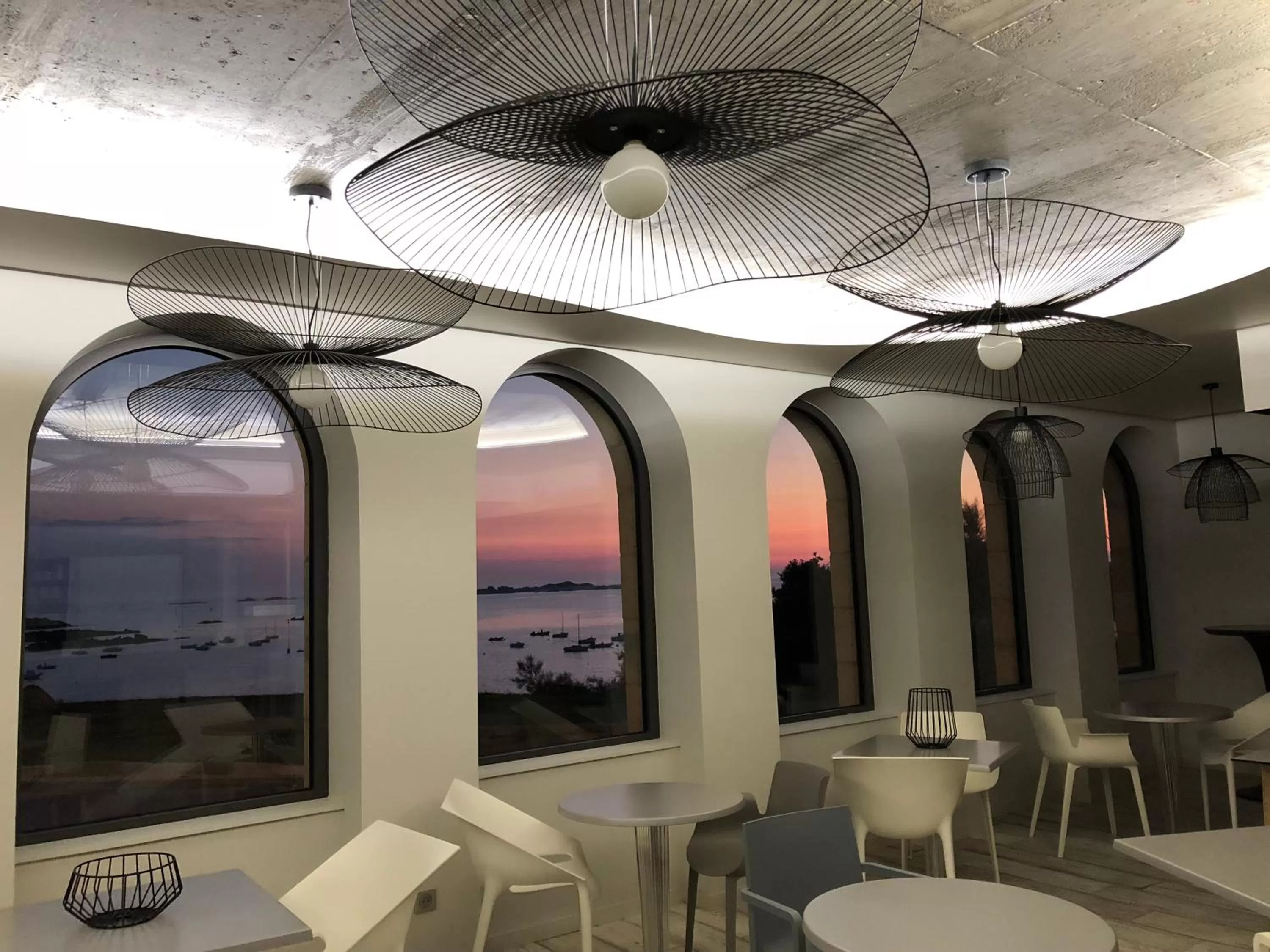 Restaurant/places to eat in Pavillon de la plage