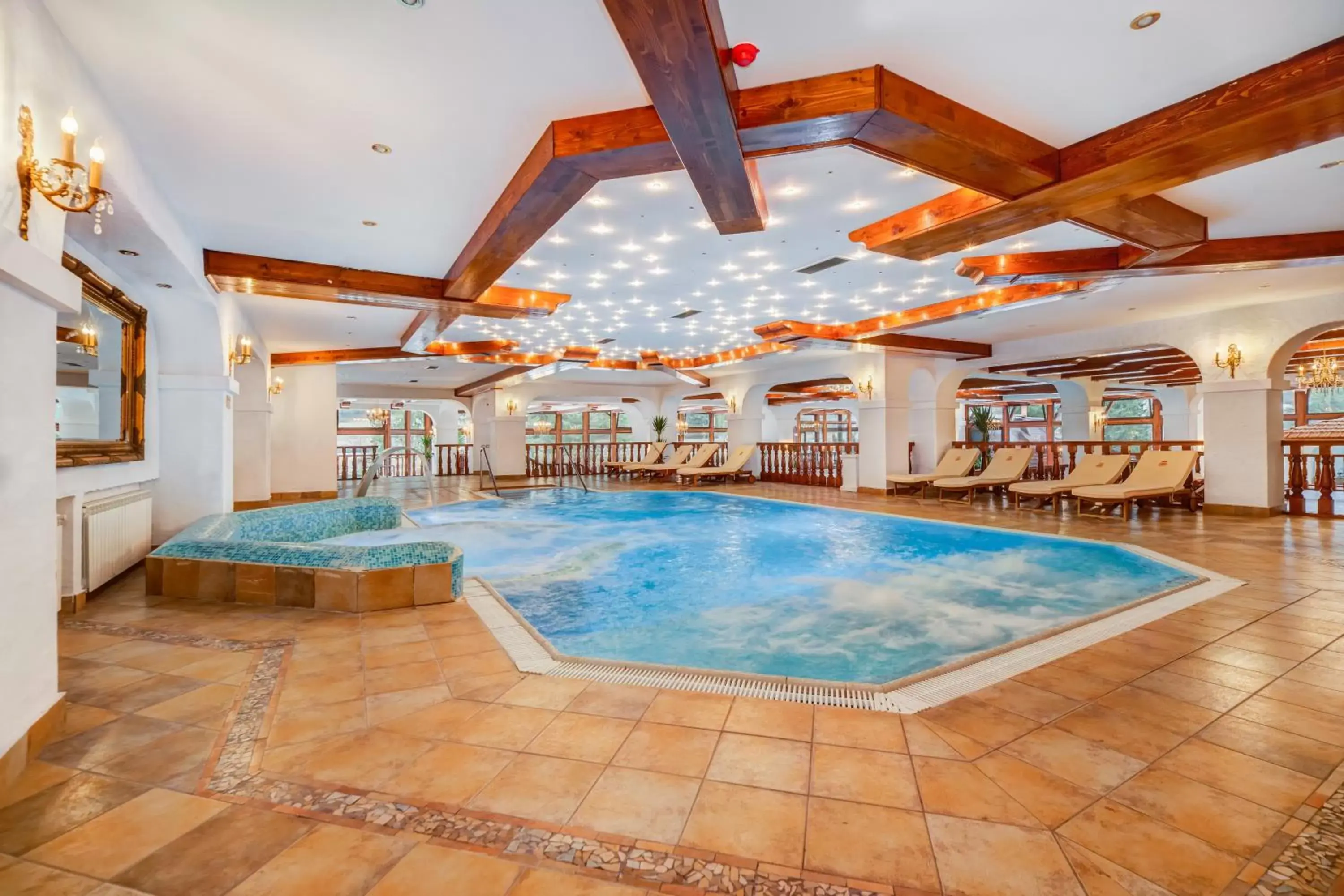 Spa and wellness centre/facilities, Swimming Pool in Aurelius Imparatul Romanilor