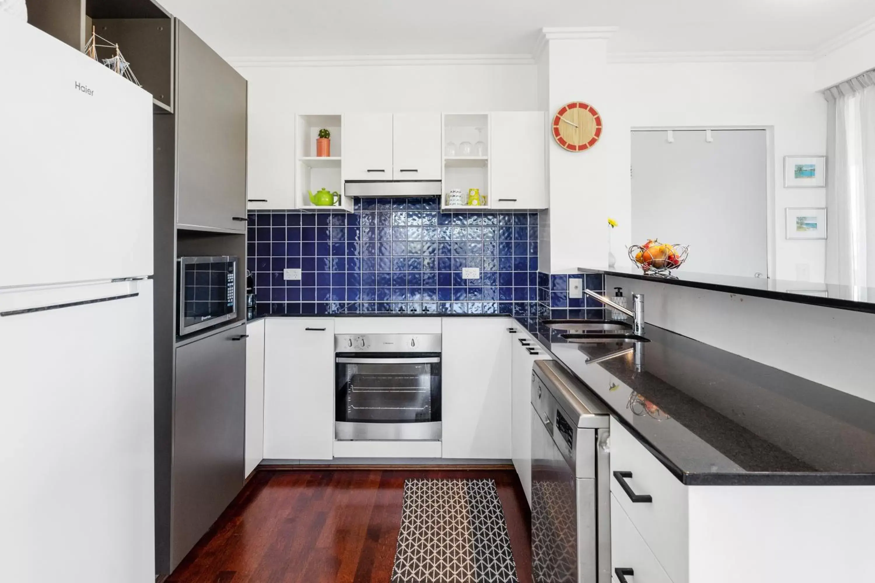 Kitchen or kitchenette, Kitchen/Kitchenette in Seachange Coolum Beach