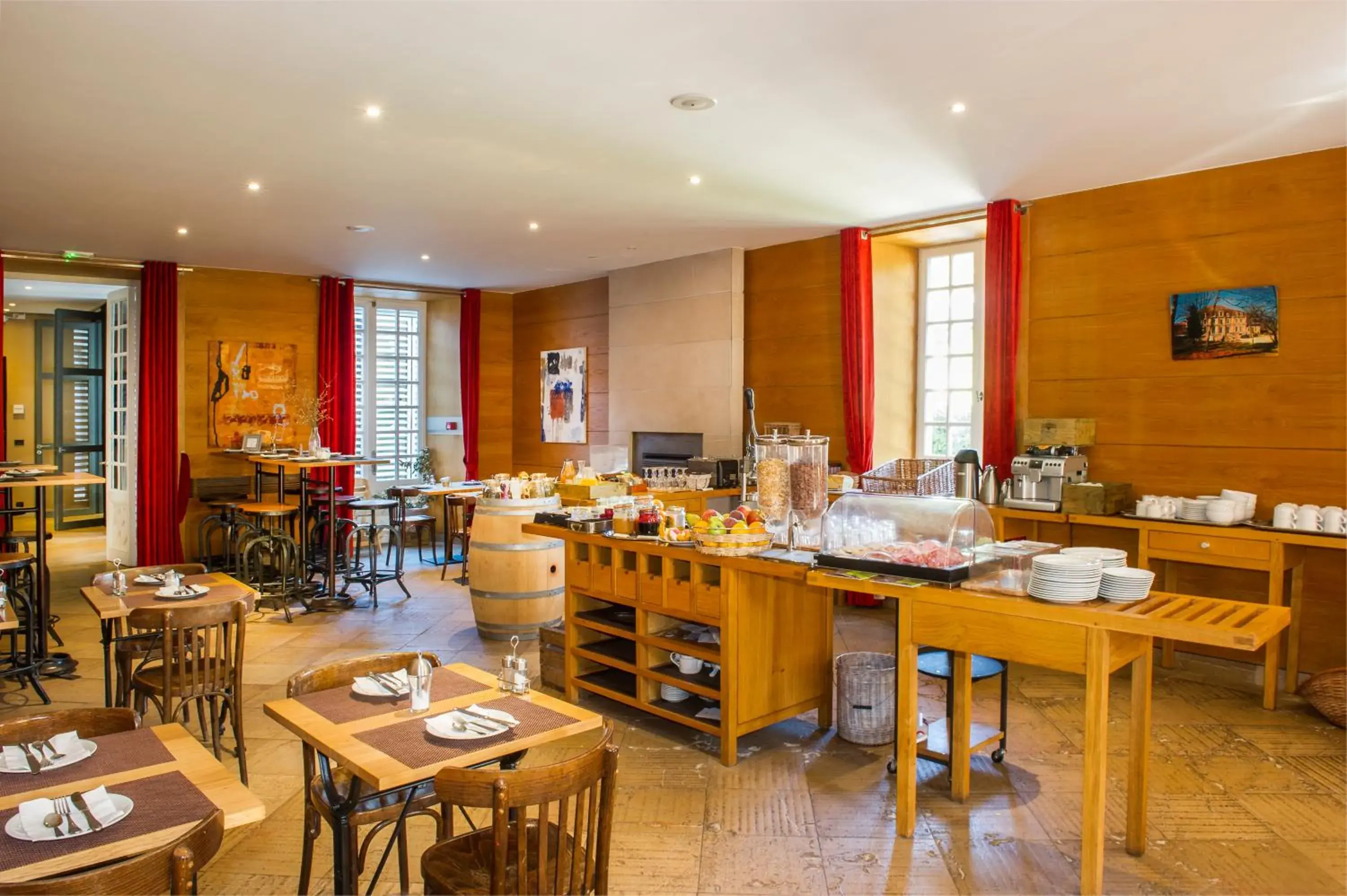 Buffet breakfast, Restaurant/Places to Eat in Domaine De Barres