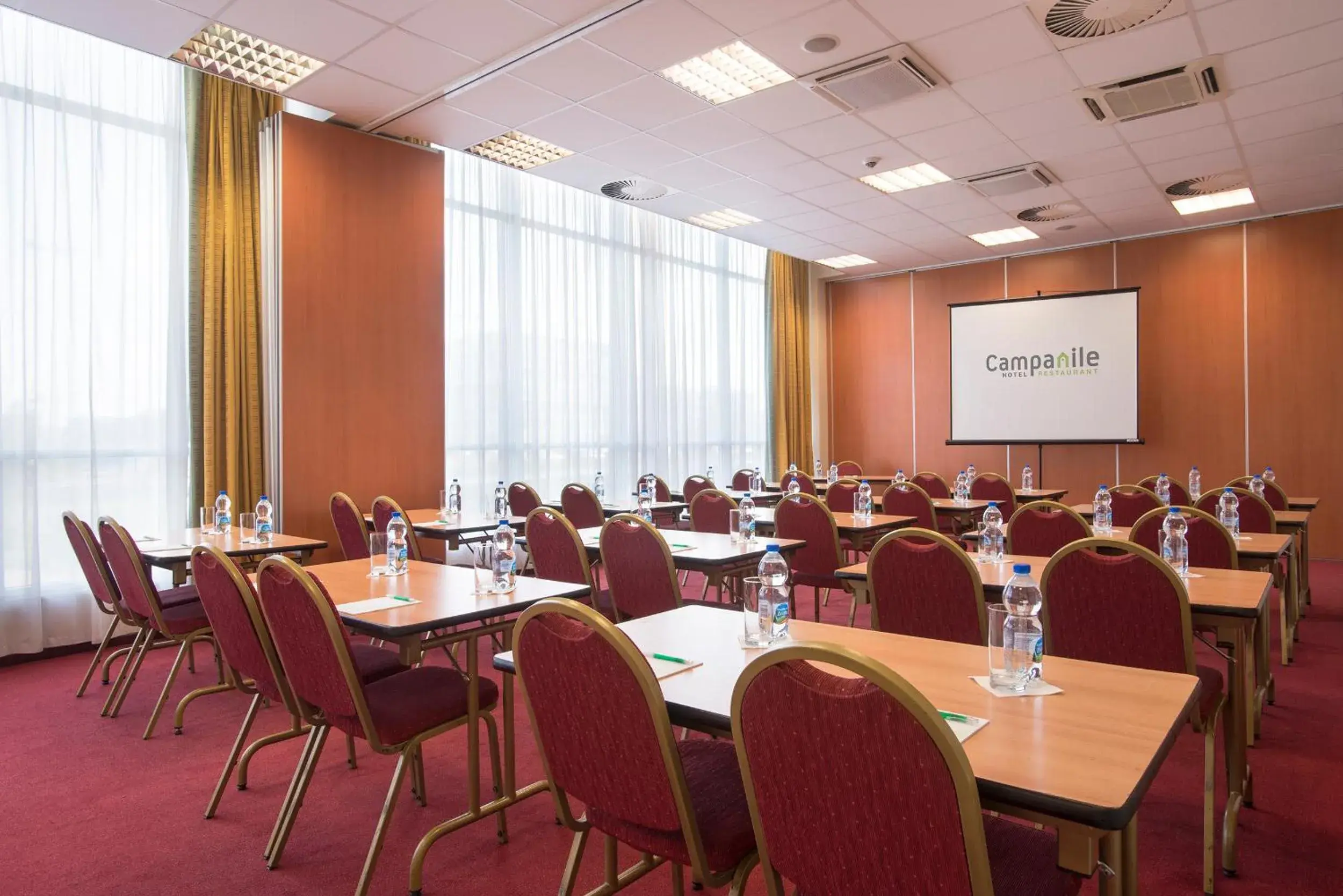 Business facilities in Campanile Hotel Wroclaw