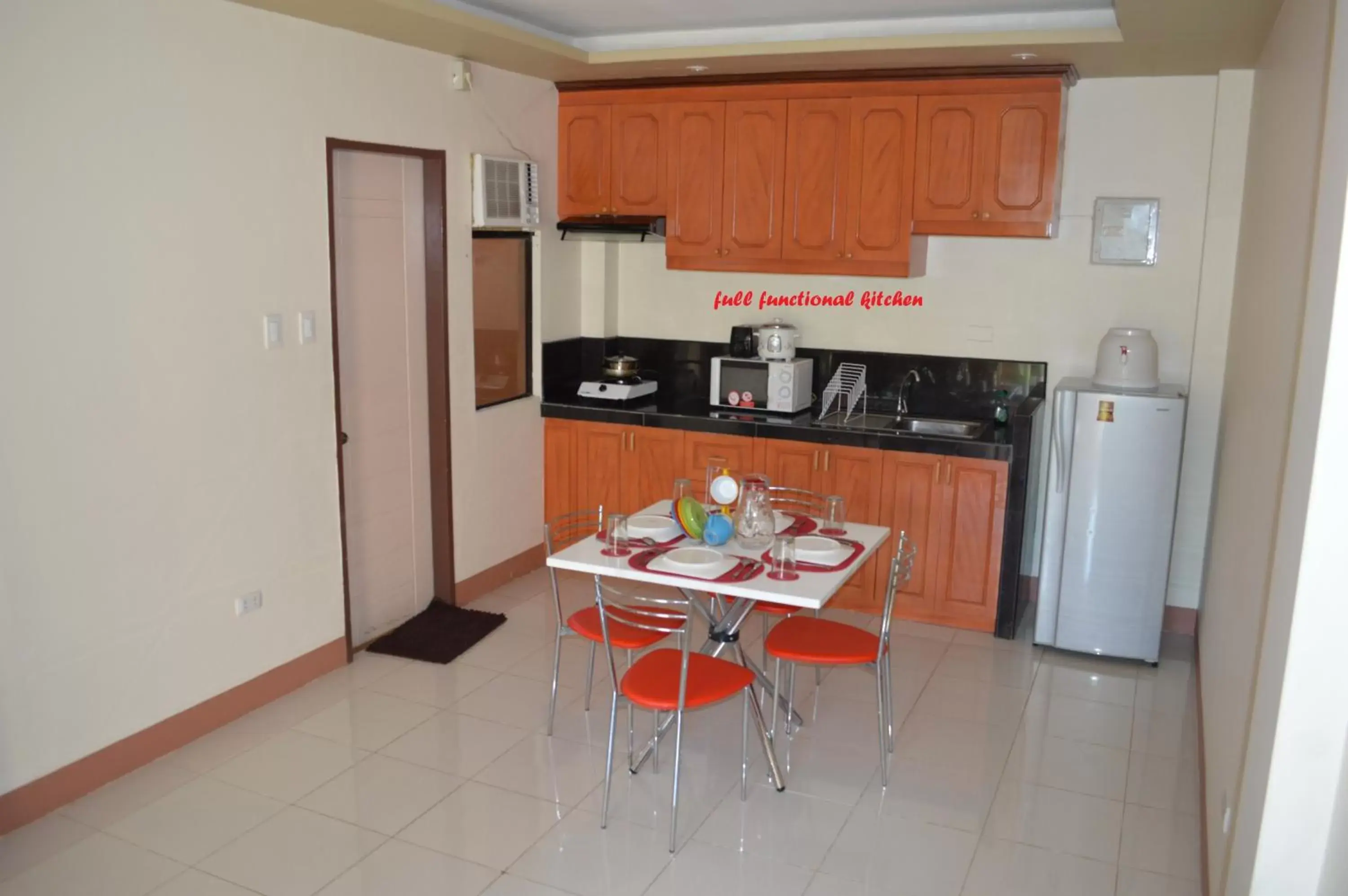 Kitchen or kitchenette, Kitchen/Kitchenette in Manora Apartment