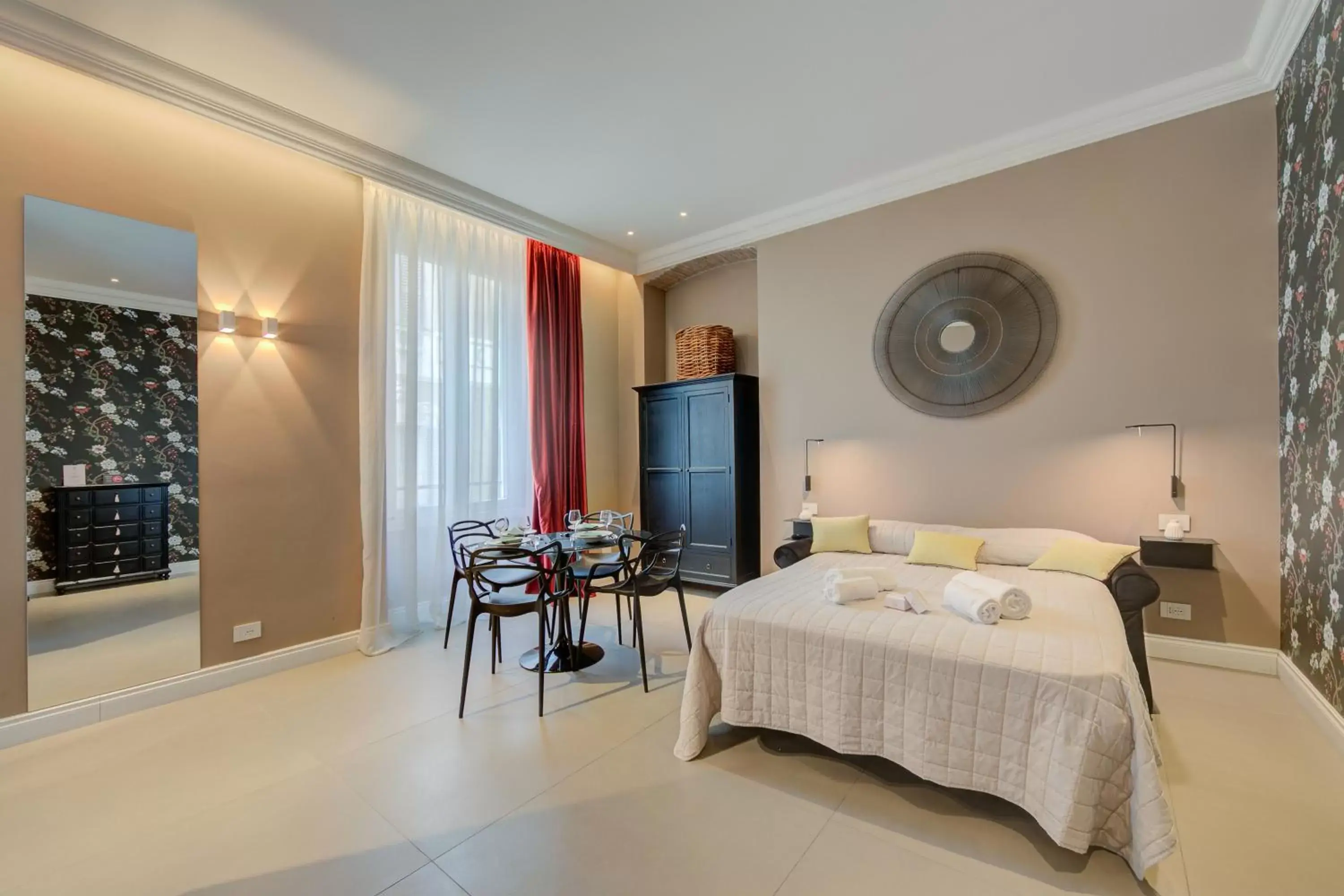 Bedroom in Boutique Central Apartments- Happy Rentals