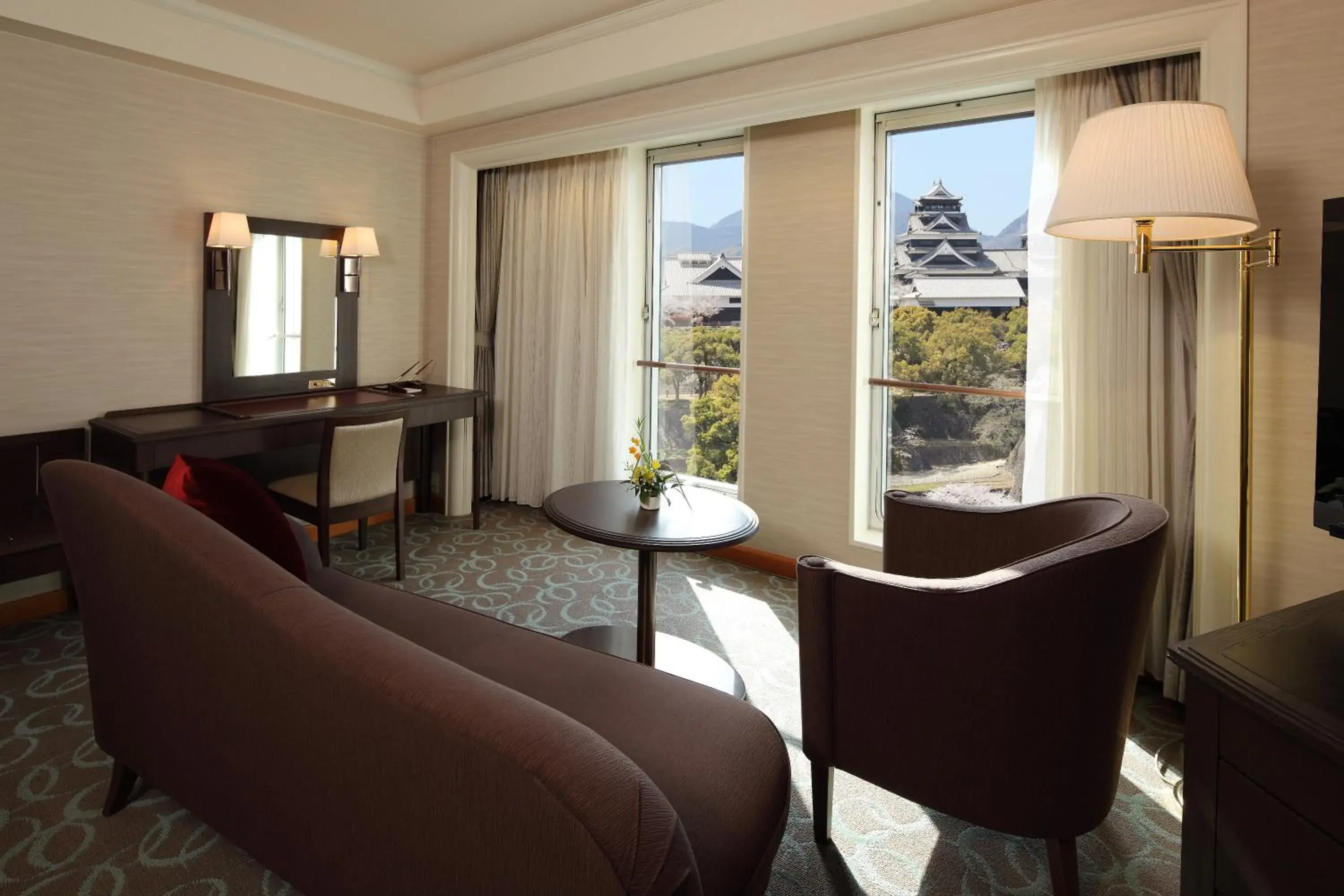 Photo of the whole room, Seating Area in Kumamoto Hotel Castle