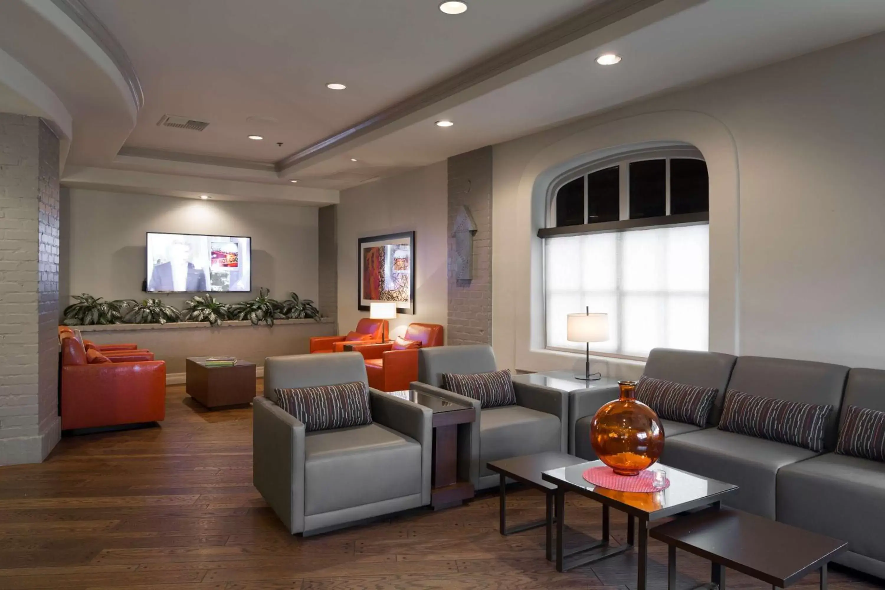 Dining area, Seating Area in Embassy Suites by Hilton Anaheim North