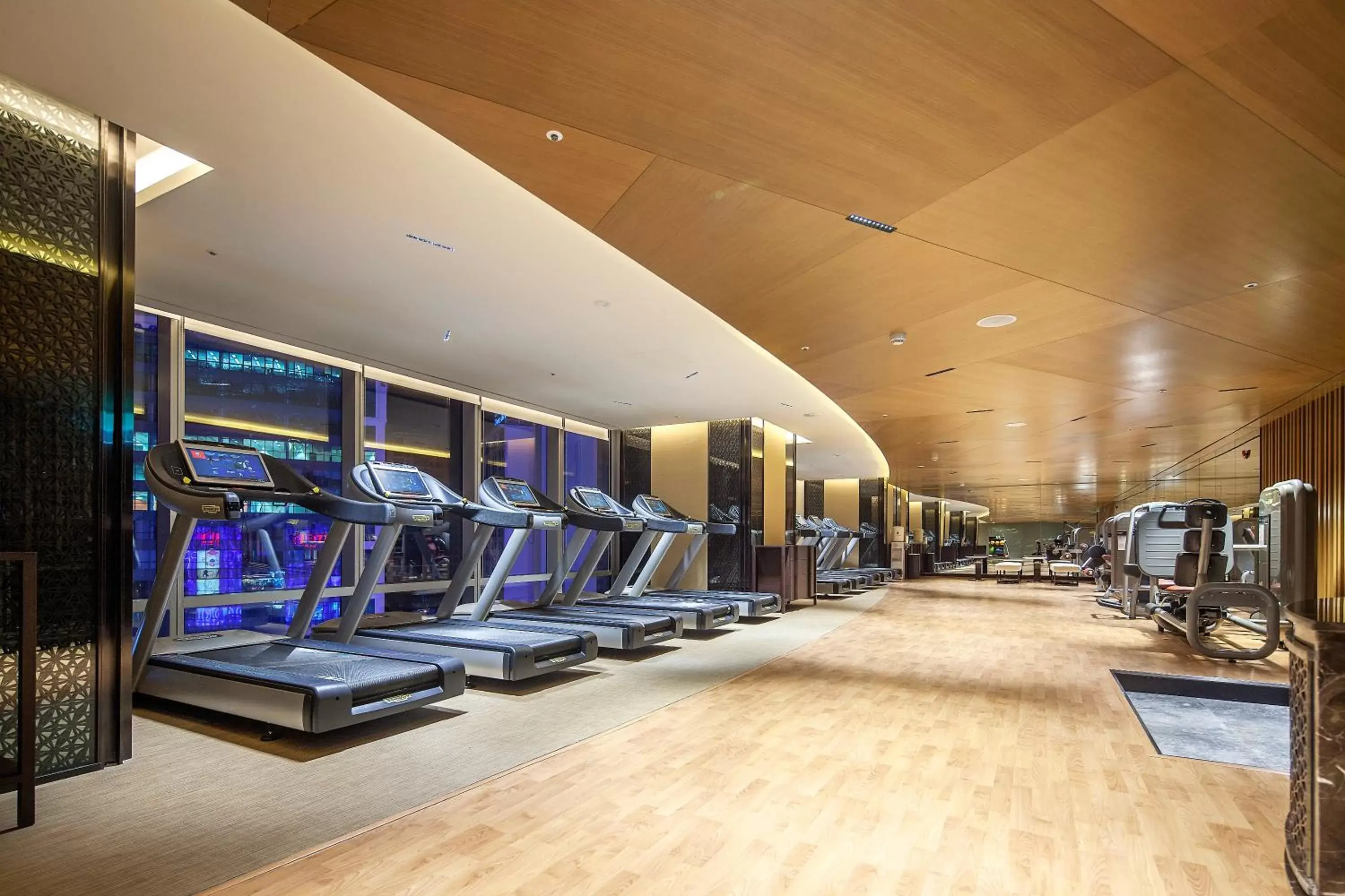 Fitness centre/facilities in Lotte Hotel Hanoi