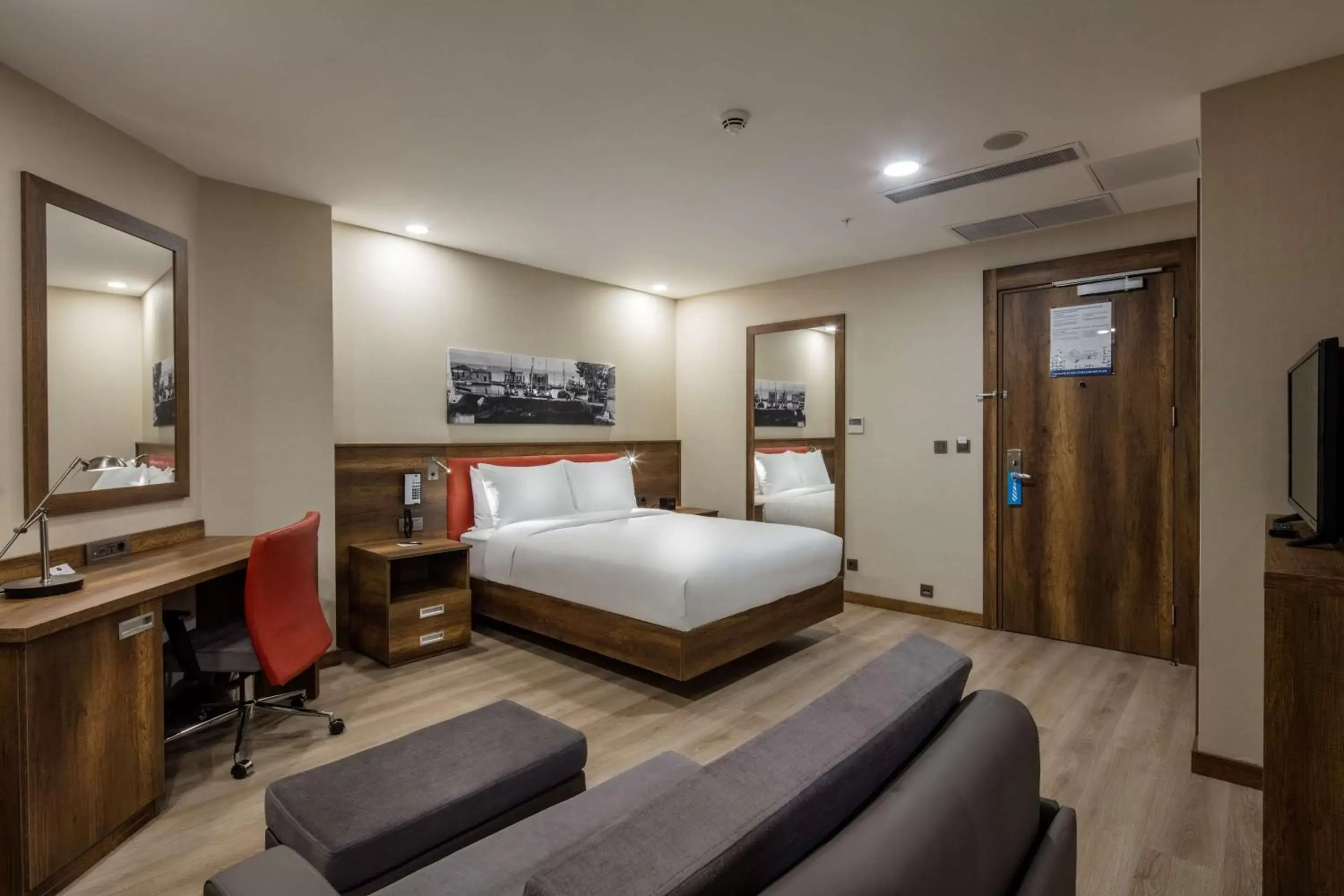 Bedroom, Bed in Hampton by Hilton Canakkale Gelibolu Bedroom, Bed in Hampton by Hilton Canakkale Gelibolu