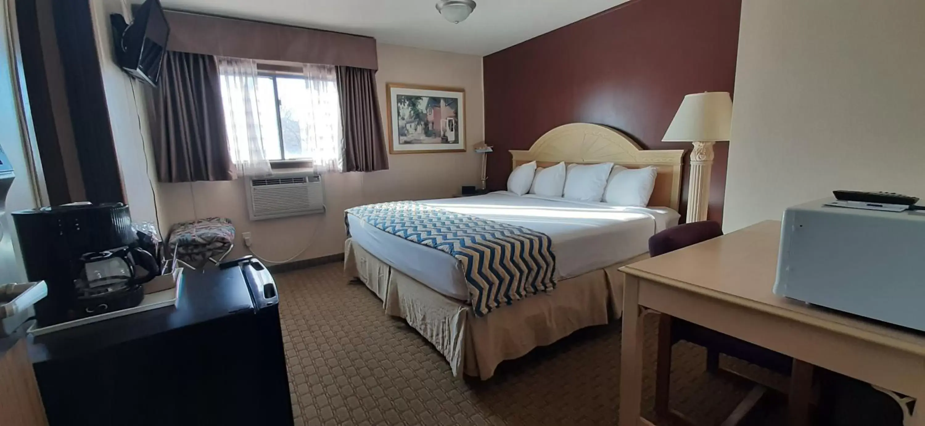 Queen Room - Disability Access/Non-Smoking in Travelodge by Wyndham Kanab