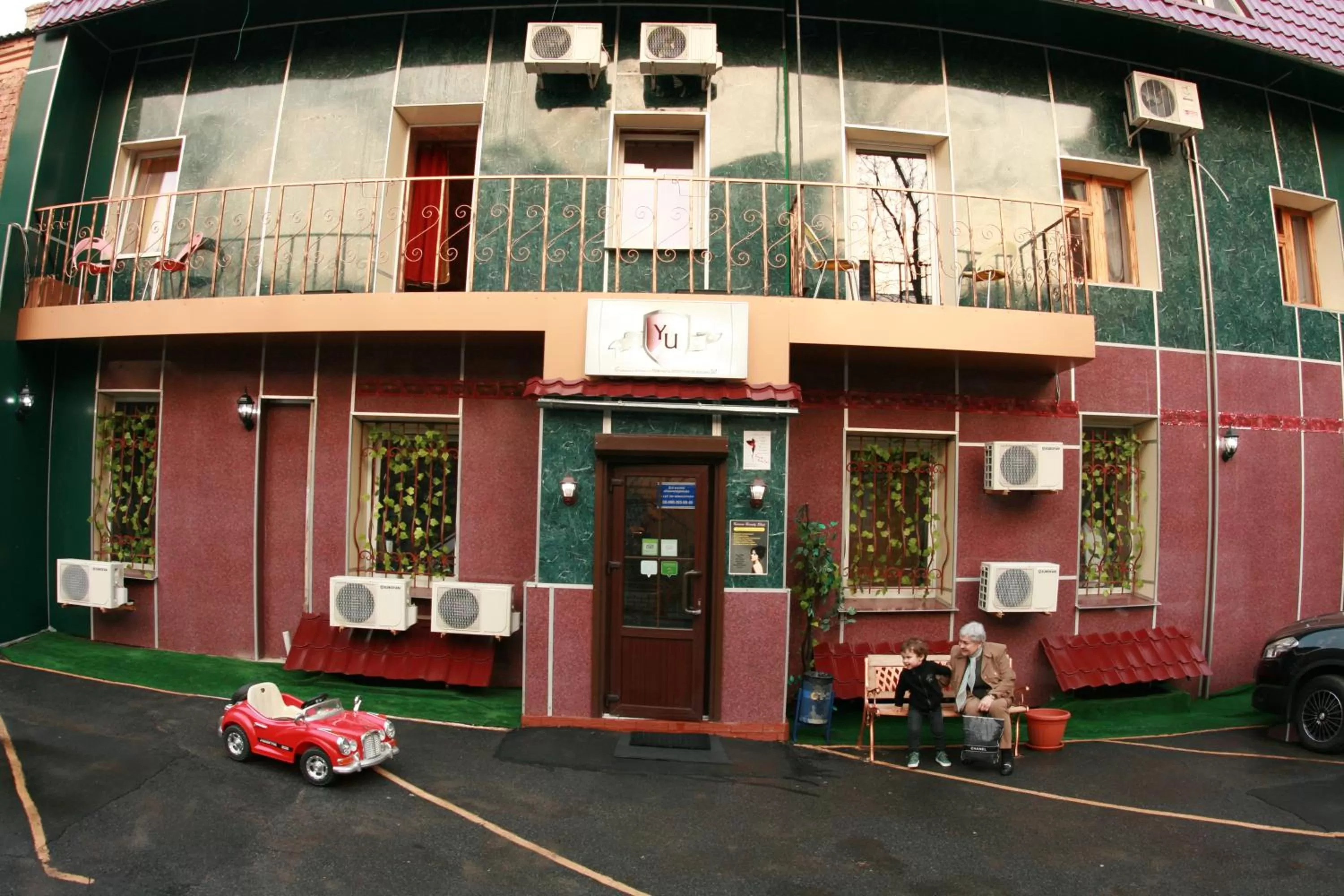 group of guests in YELLOW UNLIMITED HOTEL 4