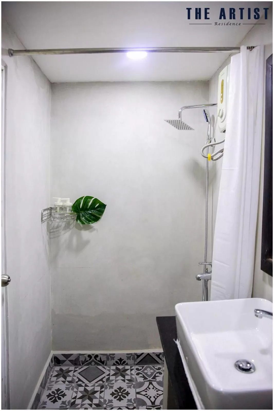 Shower in The Artist Residence