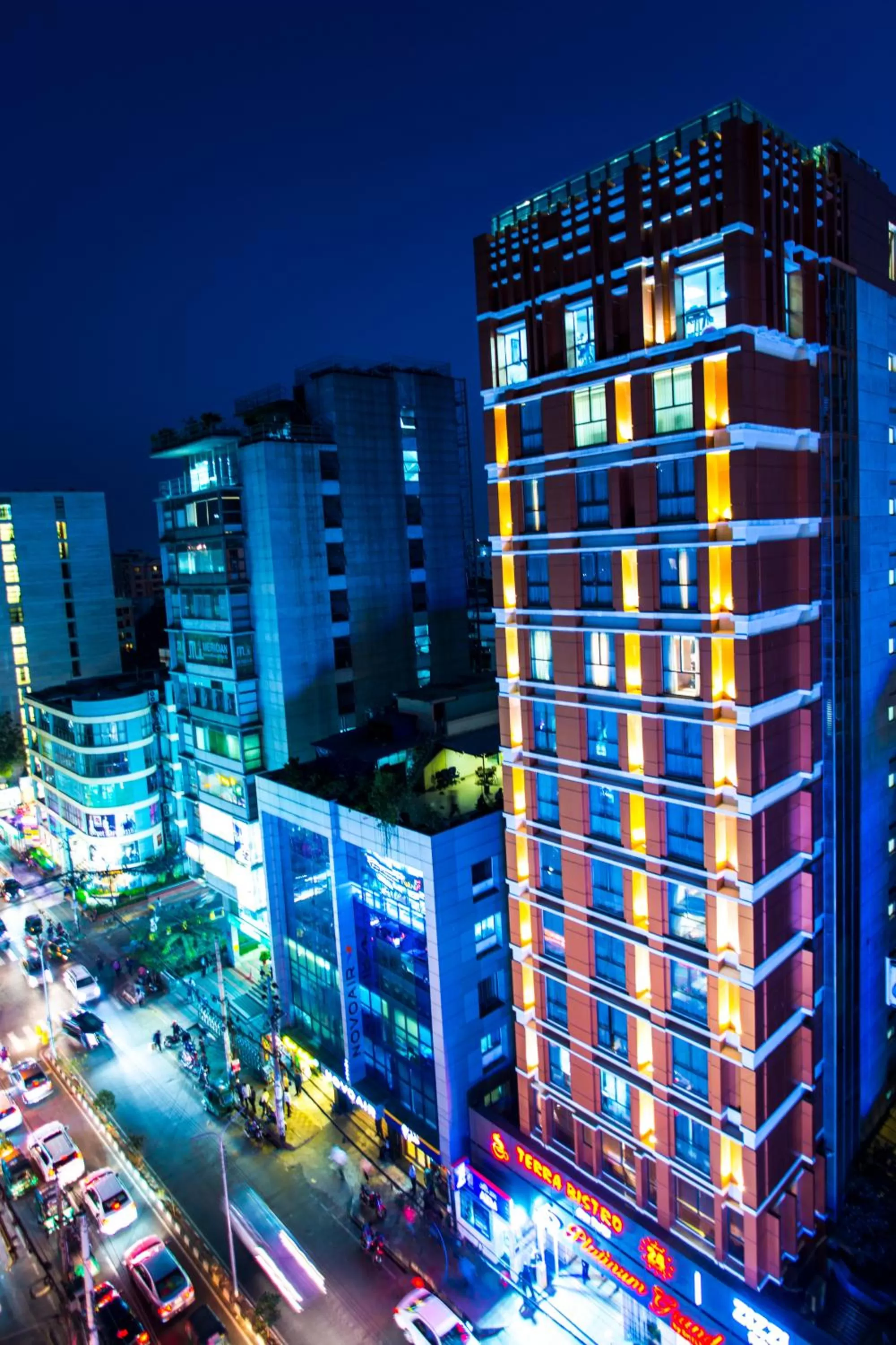 Property building in Platinum Grand