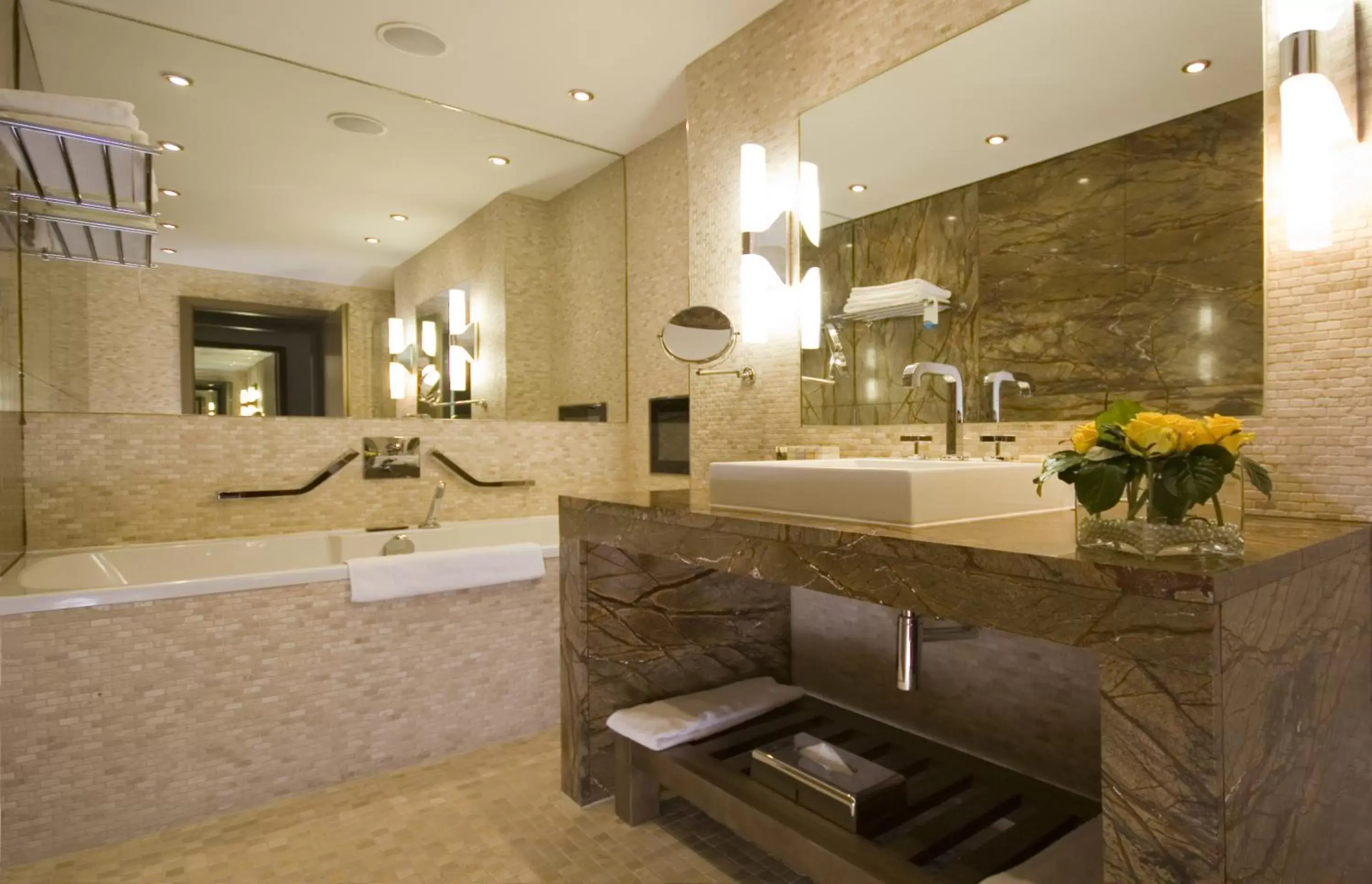 Shower, Bathroom in Radisson Blu Royal Hotel Dublin