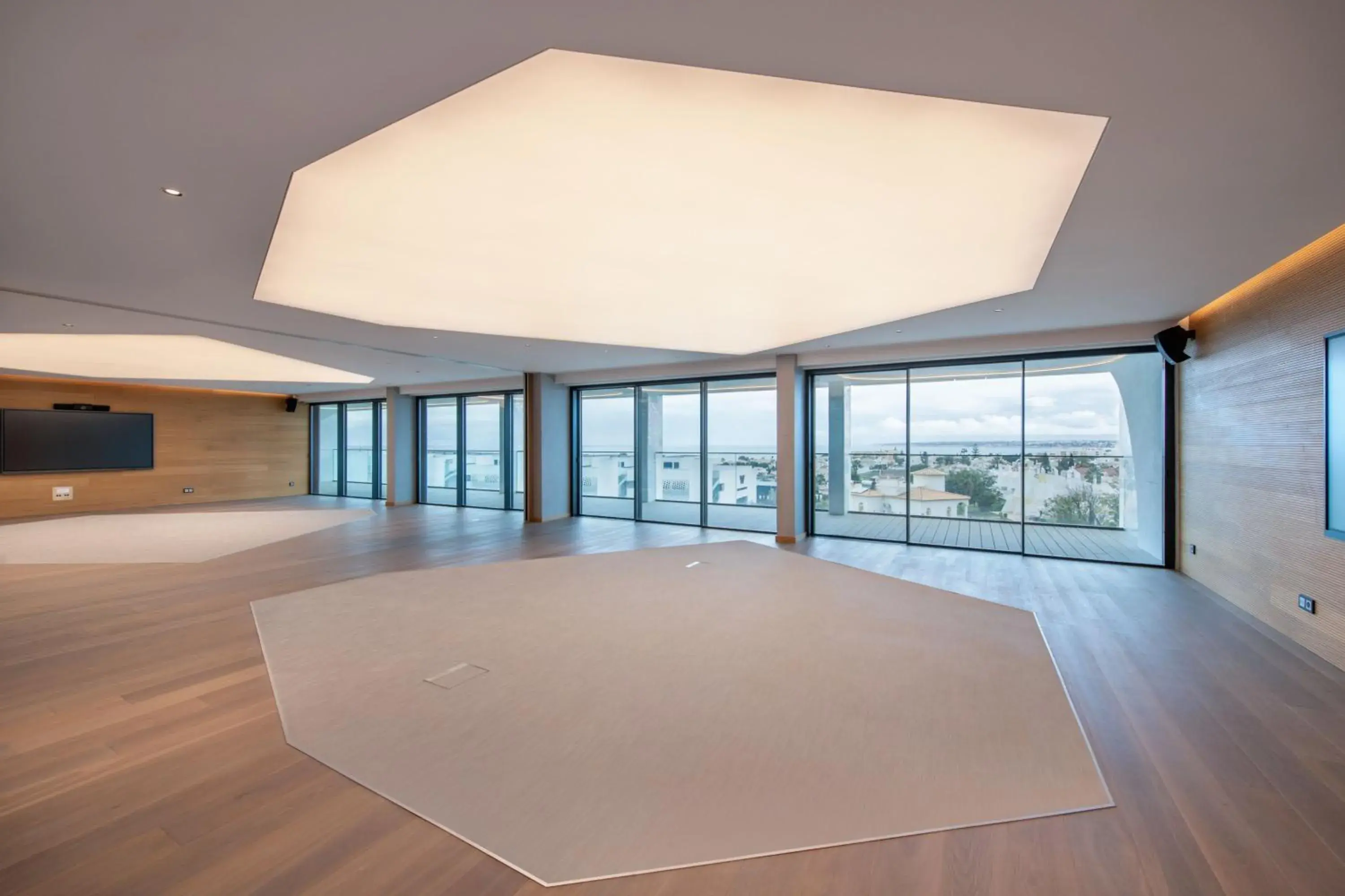Meeting/conference room in W Residences Algarve