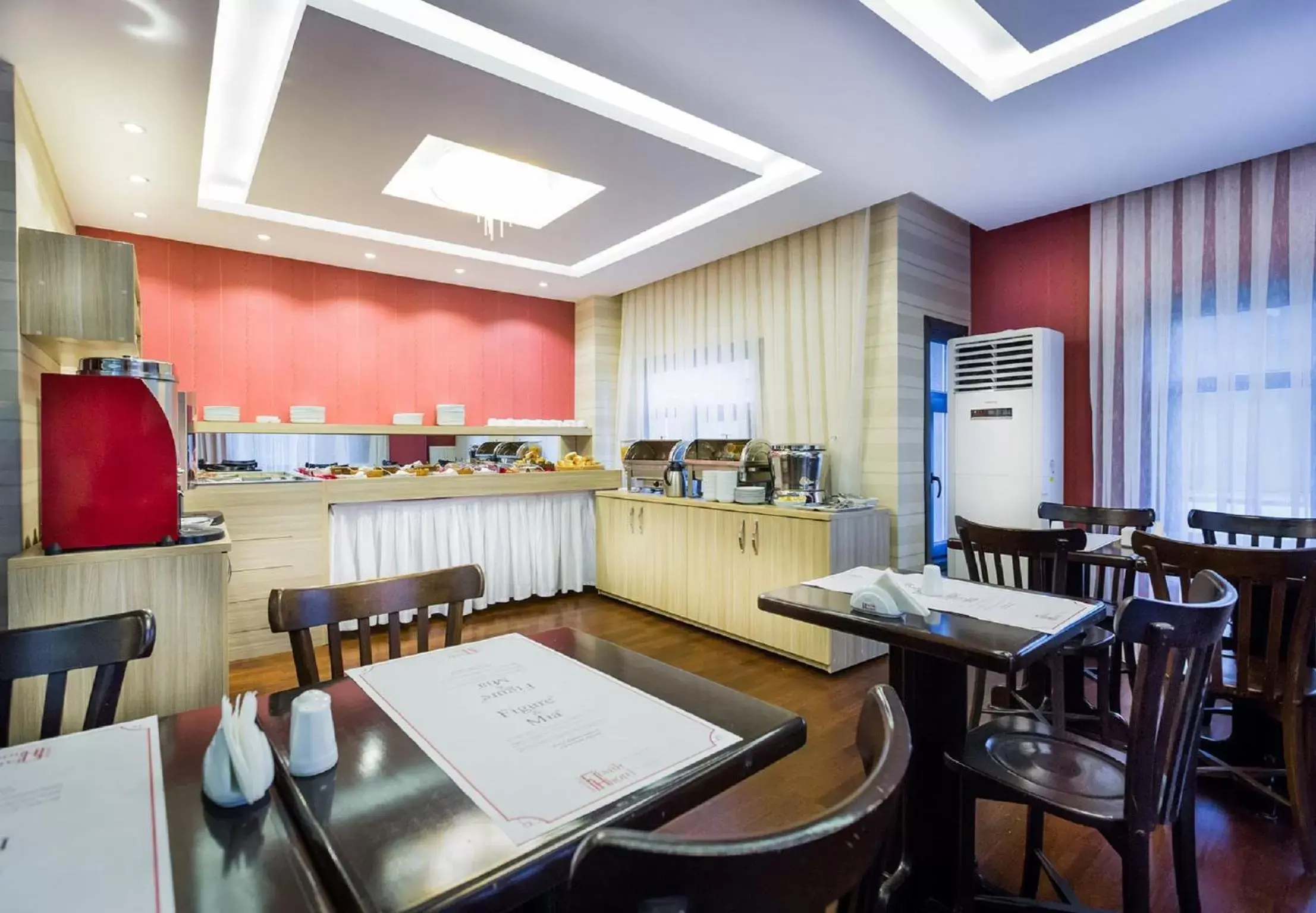 Restaurant/places to eat in Fatih Hotel Corner Restaurant/places to eat in Fatih Hotel Corner