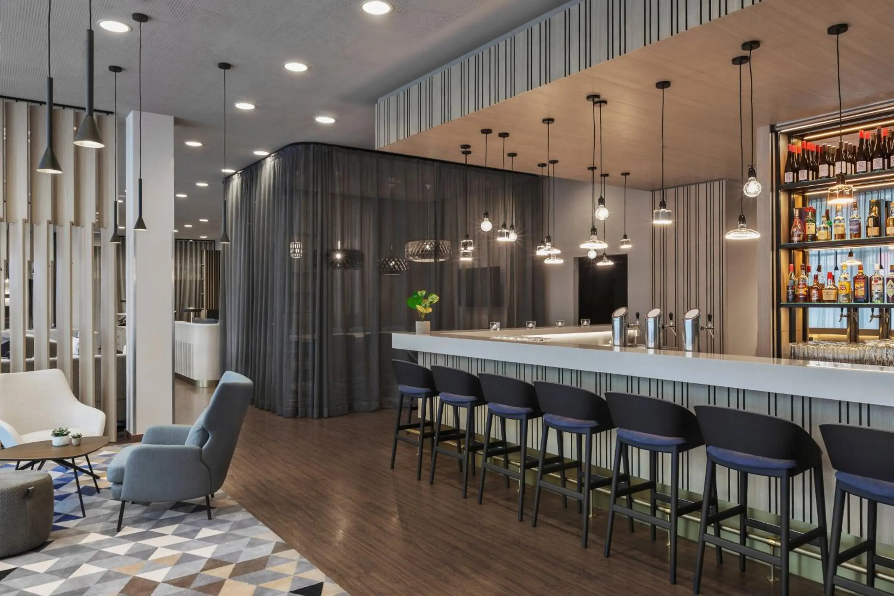 Lobby or reception, Lounge/Bar in Courtyard by Marriott Munich City East