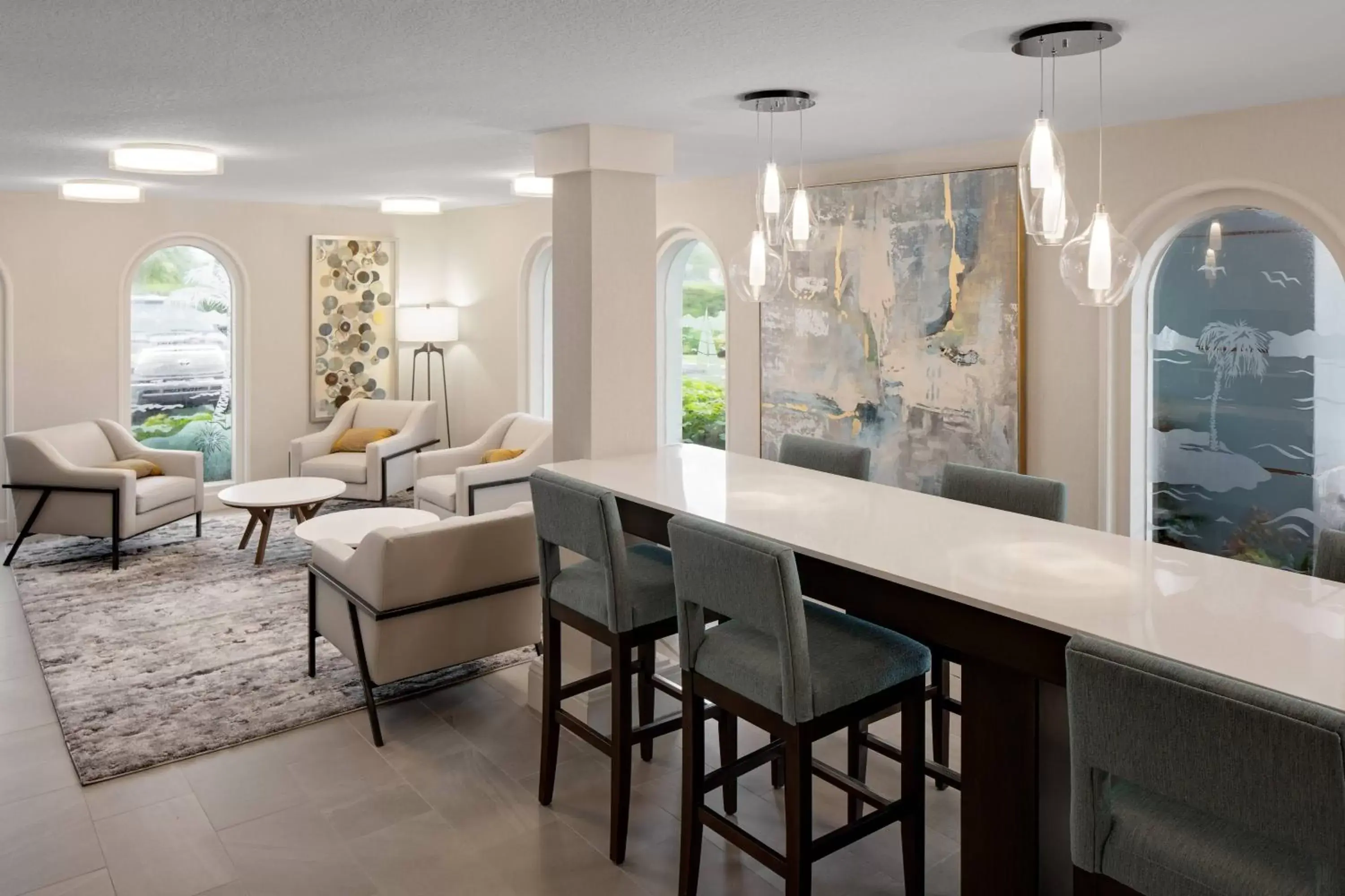 Lobby or reception, Lounge/Bar in Fairfield Inn and Suites by Marriott Palm Beach