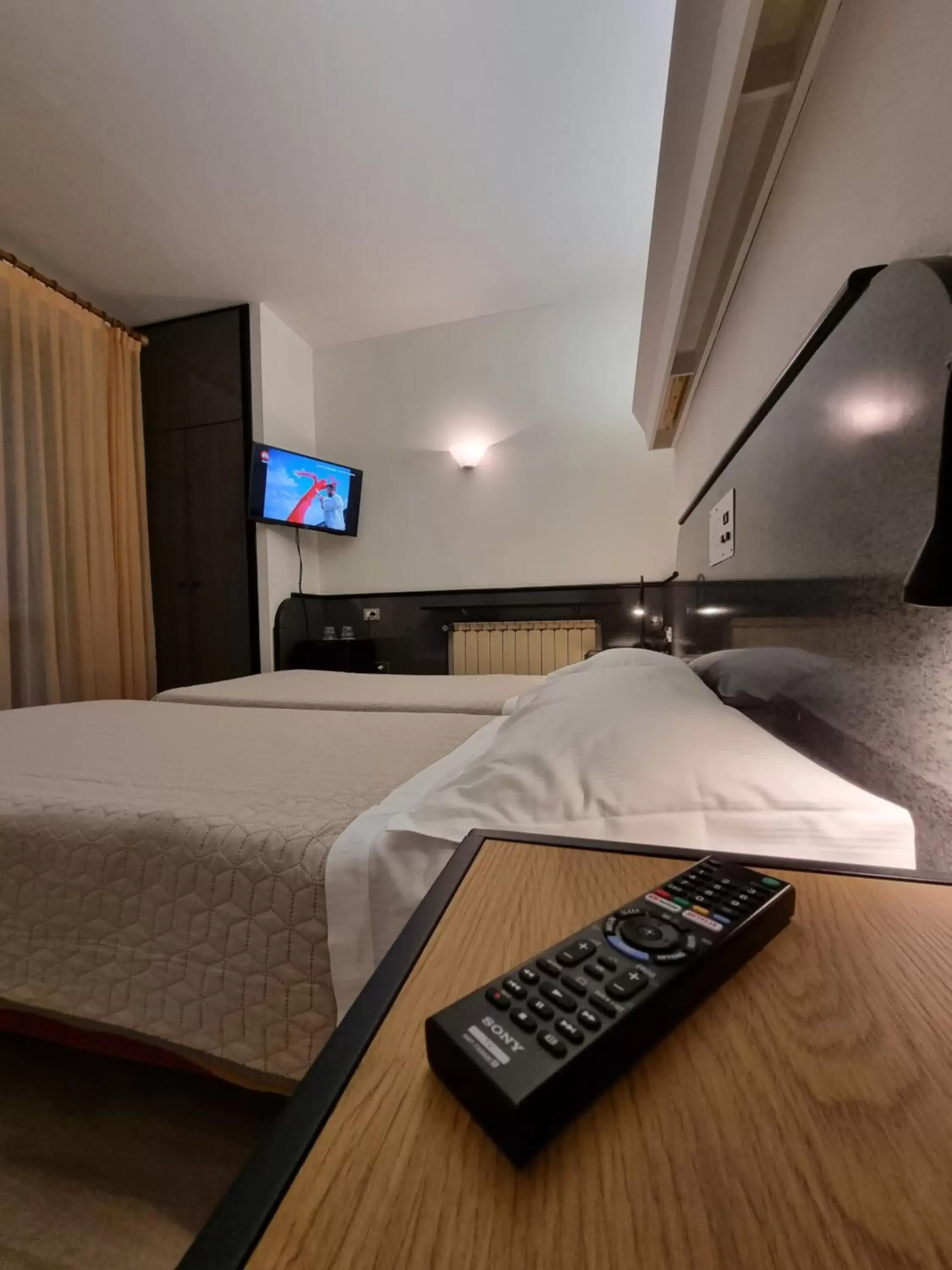 Bed in CityHotel Cristina Vicenza