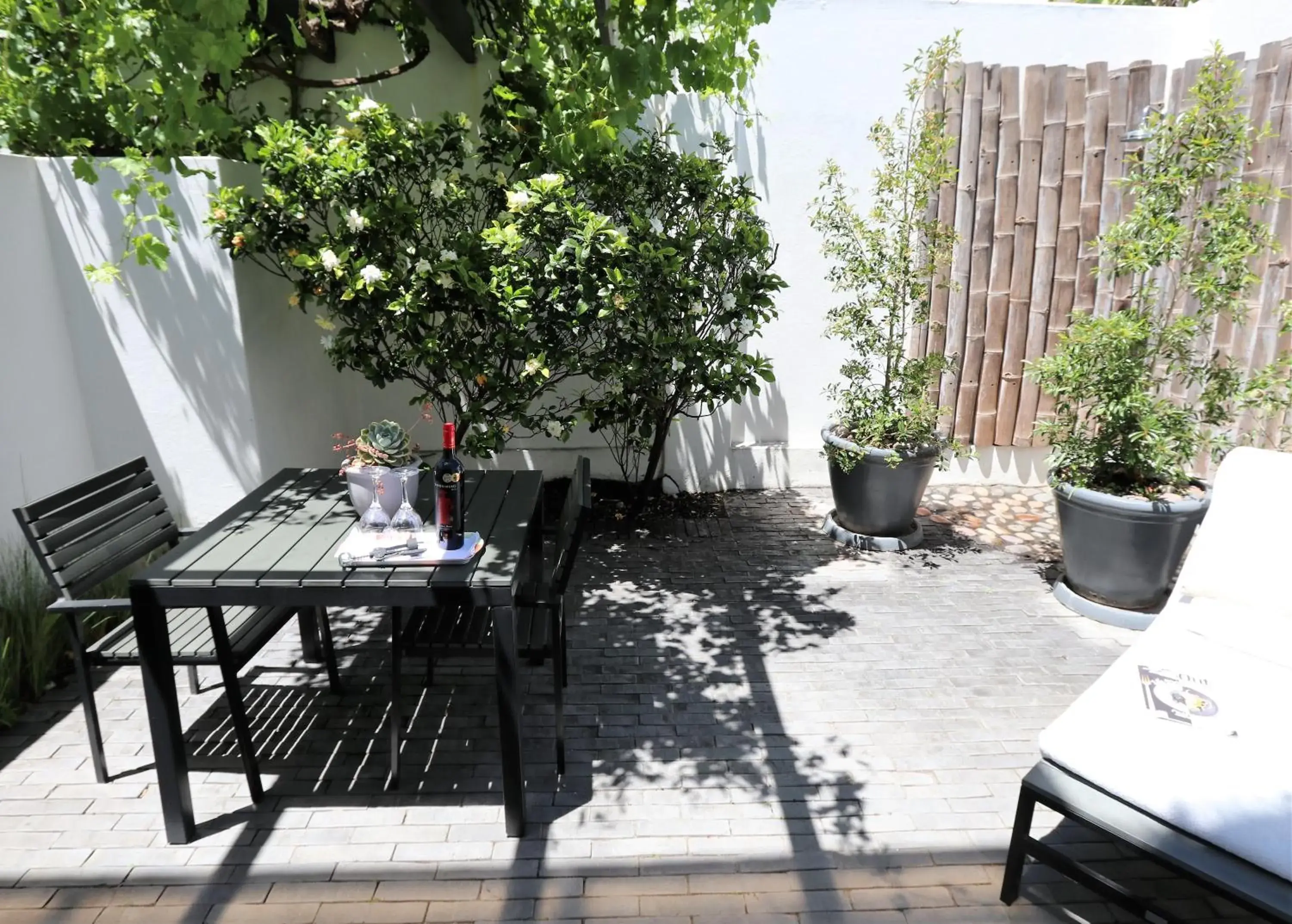 Balcony/Terrace, Restaurant/Places to Eat in DysArt Boutique Hotel