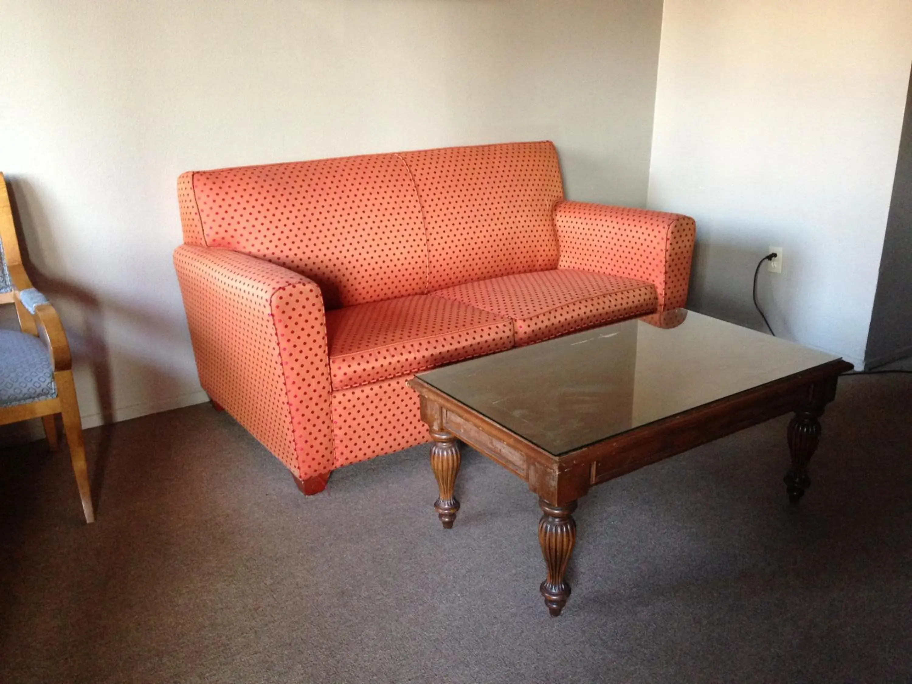 Seating Area in Five Star Inn