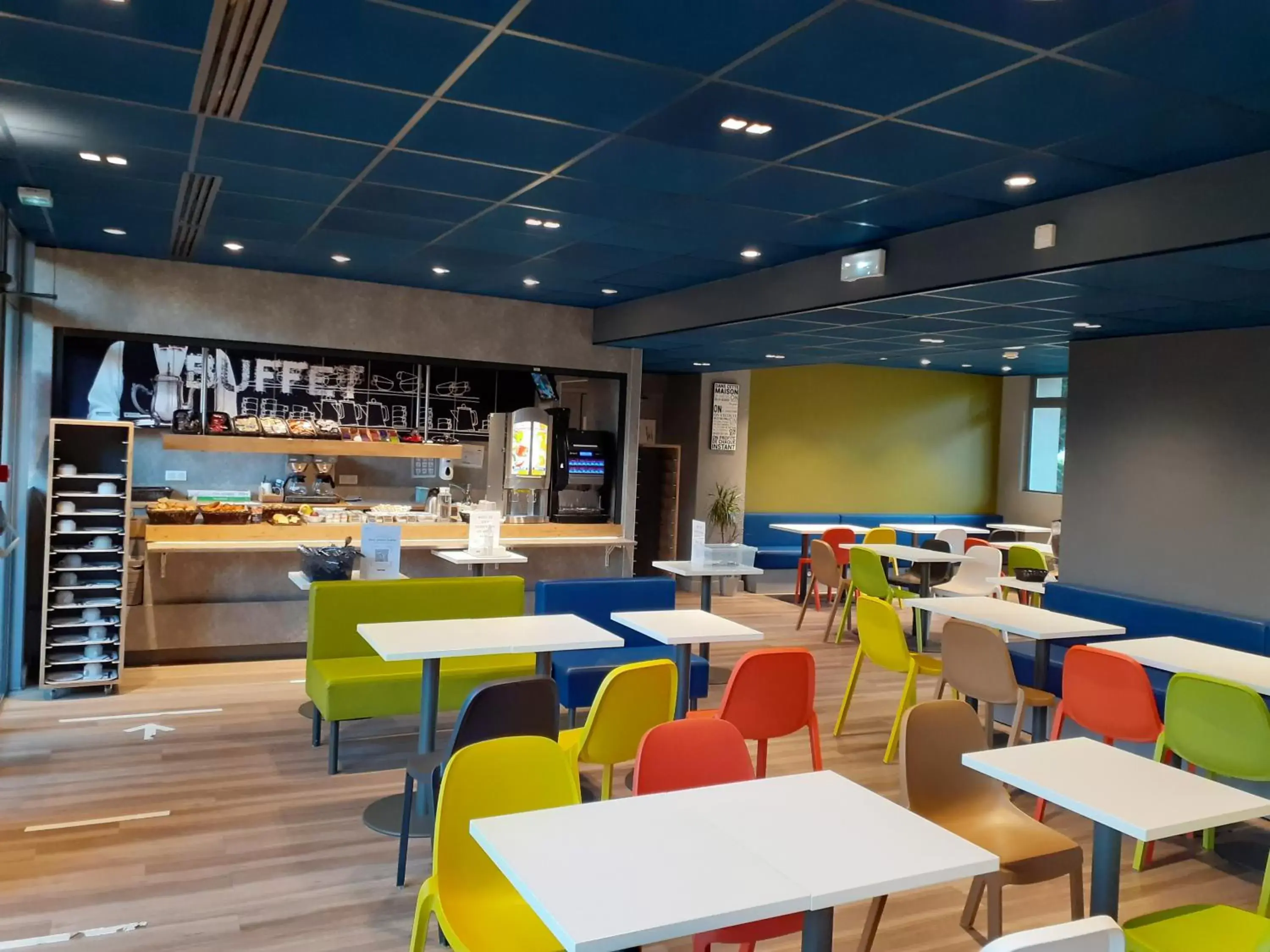 Breakfast, Restaurant/Places to Eat in ibis budget Toulouse Centre Gare