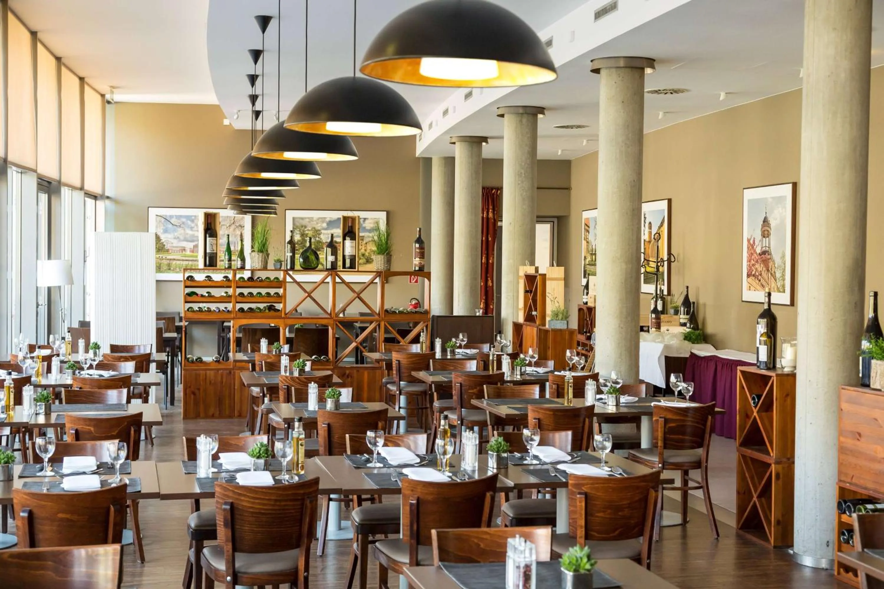 Restaurant/places to eat in Vienna House by Wyndham Havelufer Potsdam