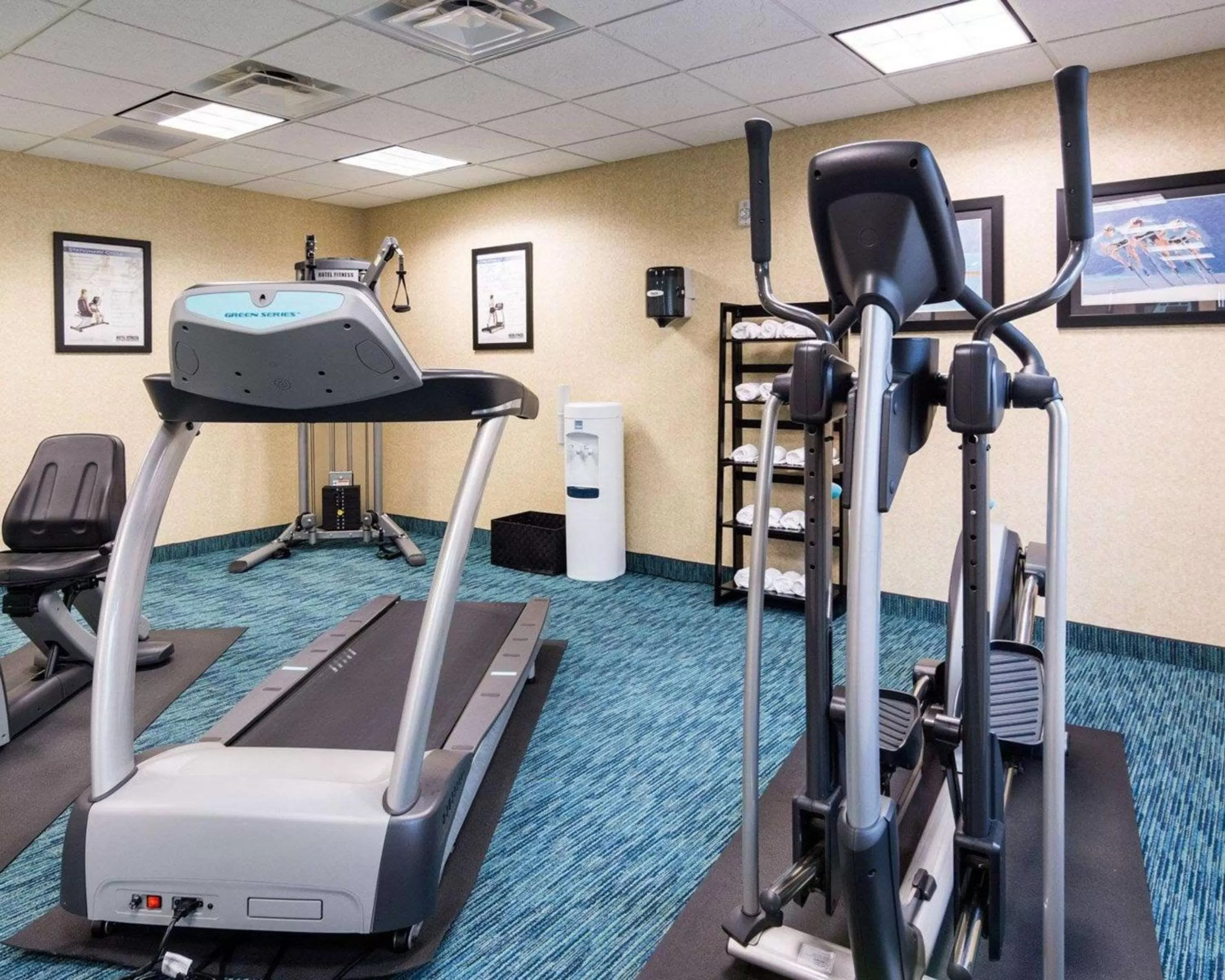 Fitness centre/facilities in Suburban Studios Quantico