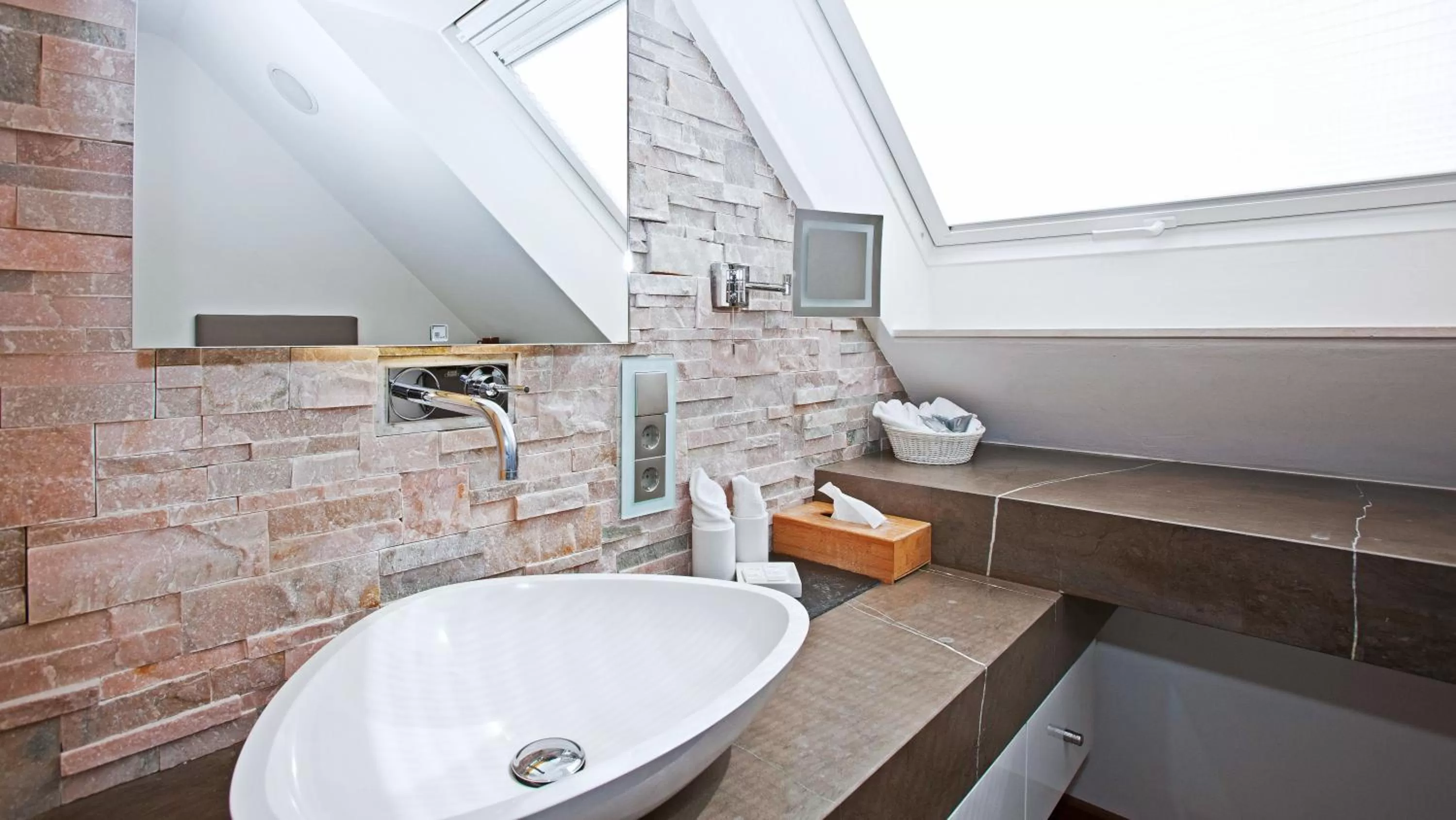 Bathroom in Hotel Restaurant Jaegersteig