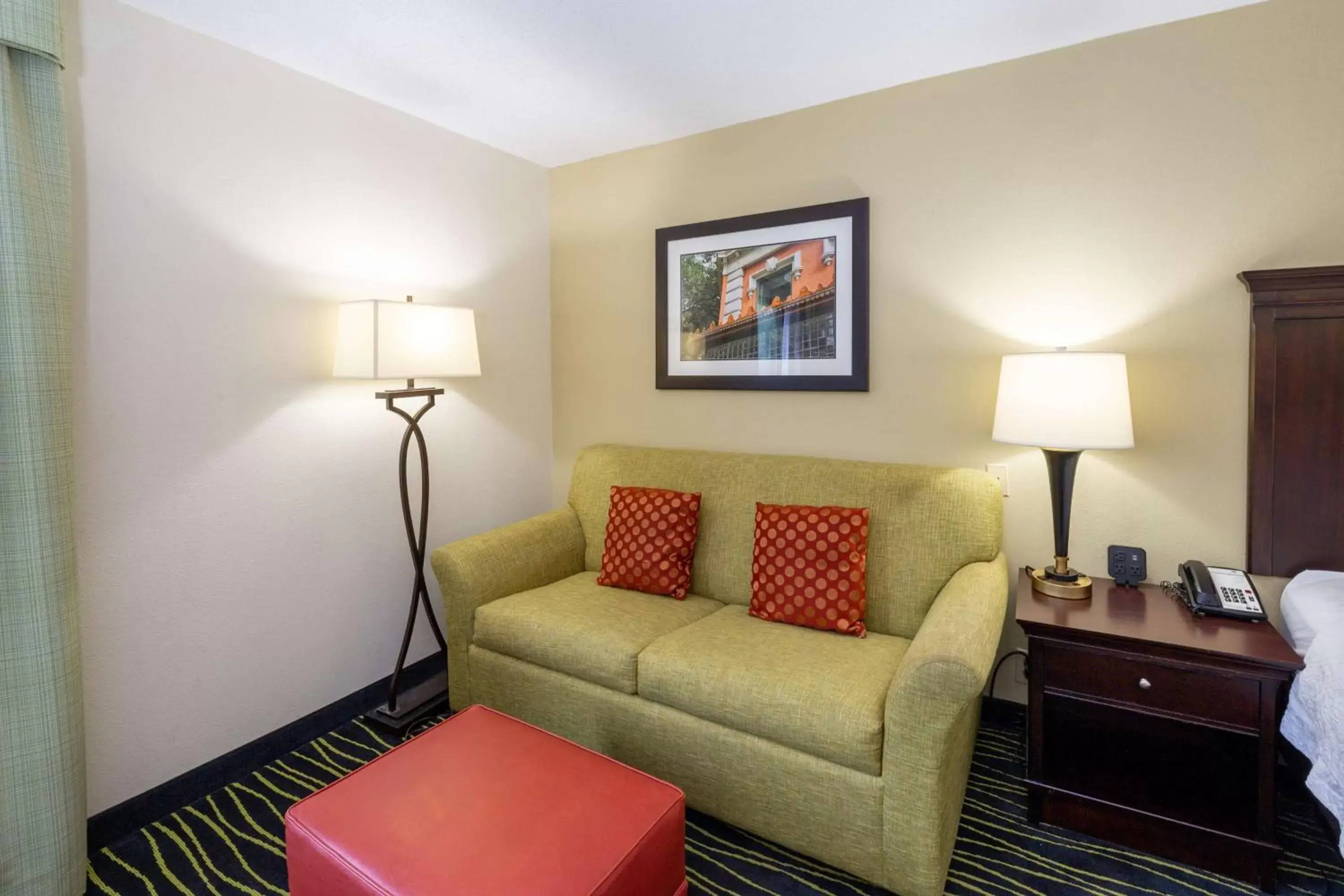 Living room, Seating Area in Hampton Inn Columbia I-26/Harbison Blvd