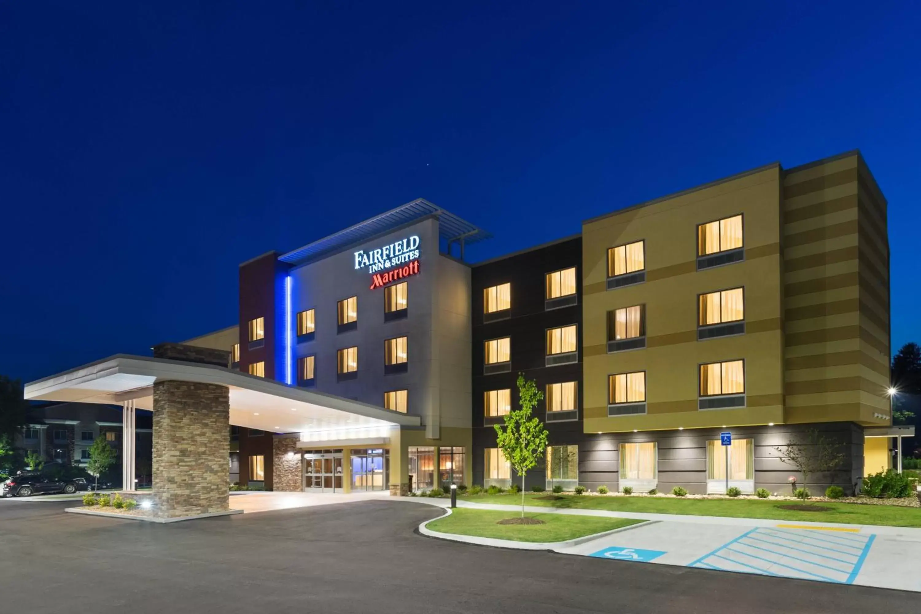 Property Building in Fairfield Inn & Suites by Marriott Belle Vernon