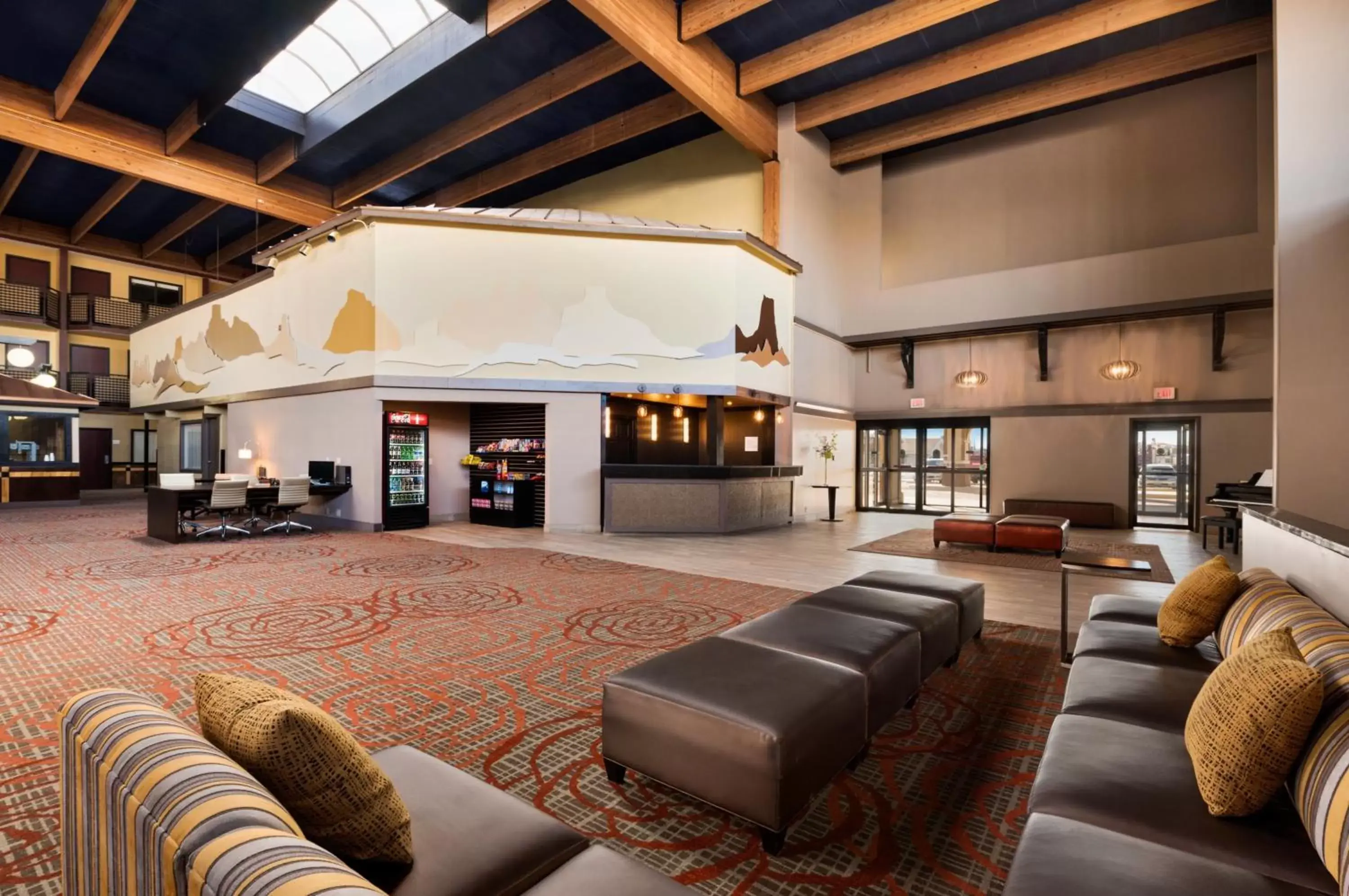 Lobby or reception, Seating Area in Ramada Plaza by Wyndham Gillette Conference Center