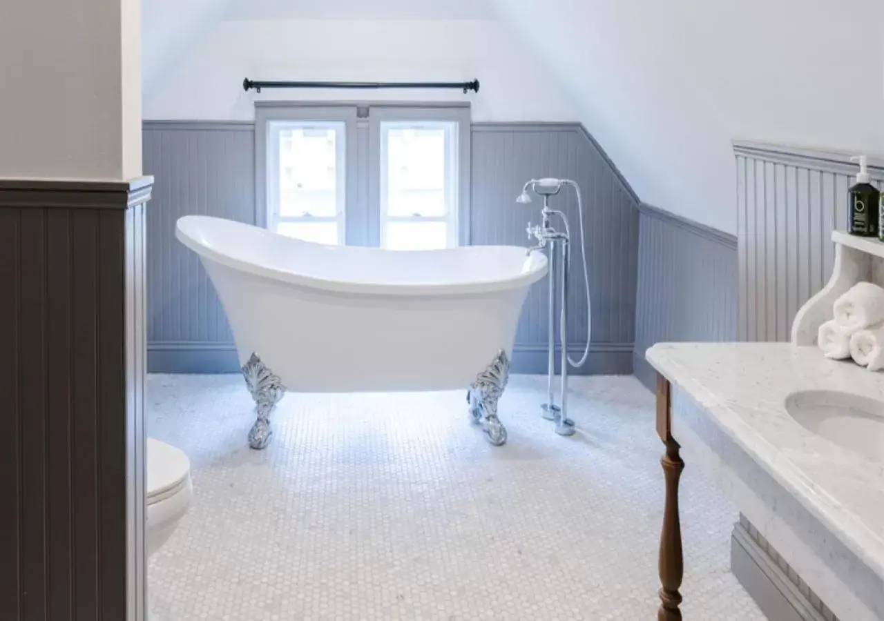 Bath, Bathroom in Wylder Windham