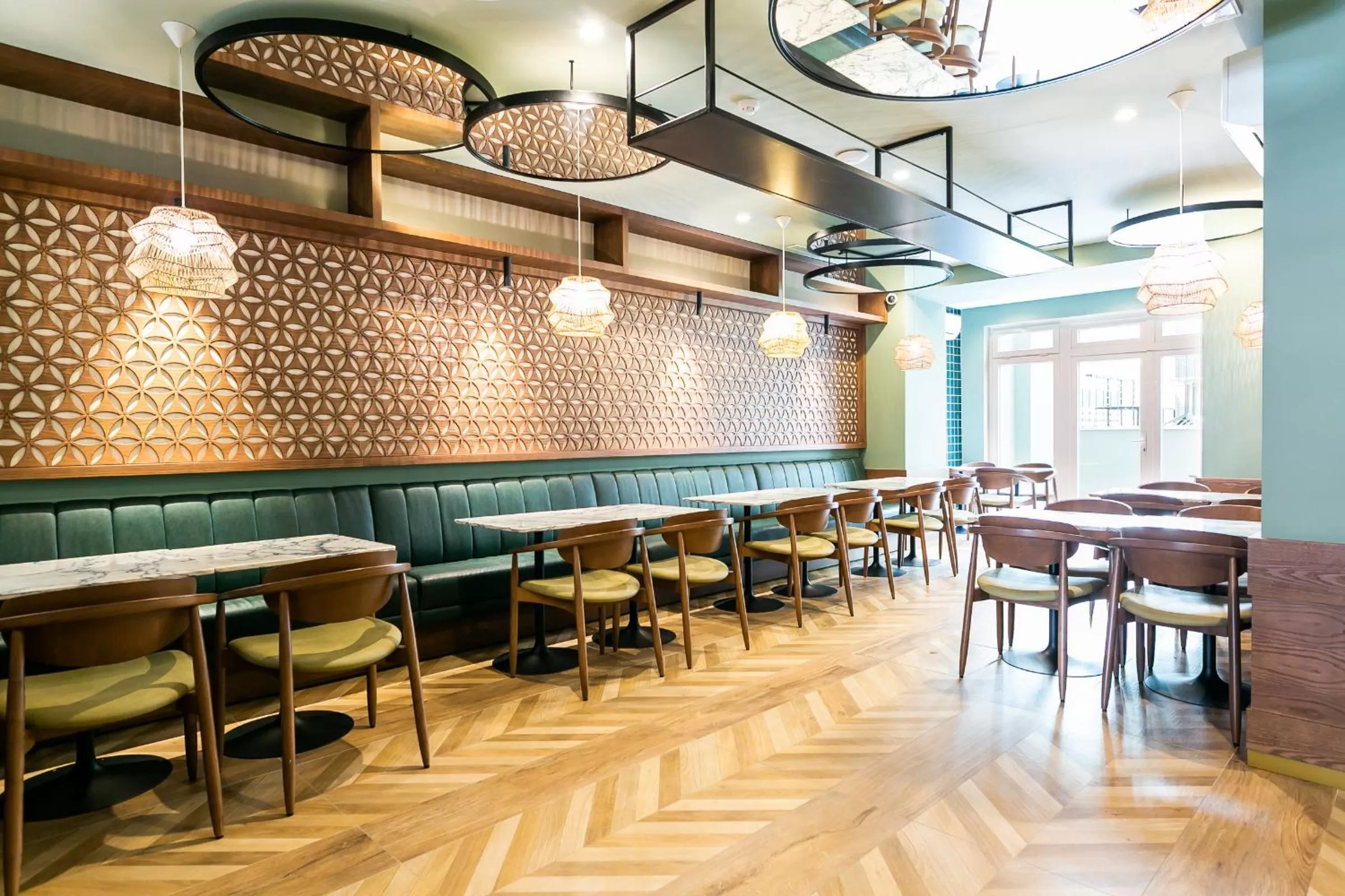 Dining area in LX SoHo Boutique Hotel by RIDAN Hotels