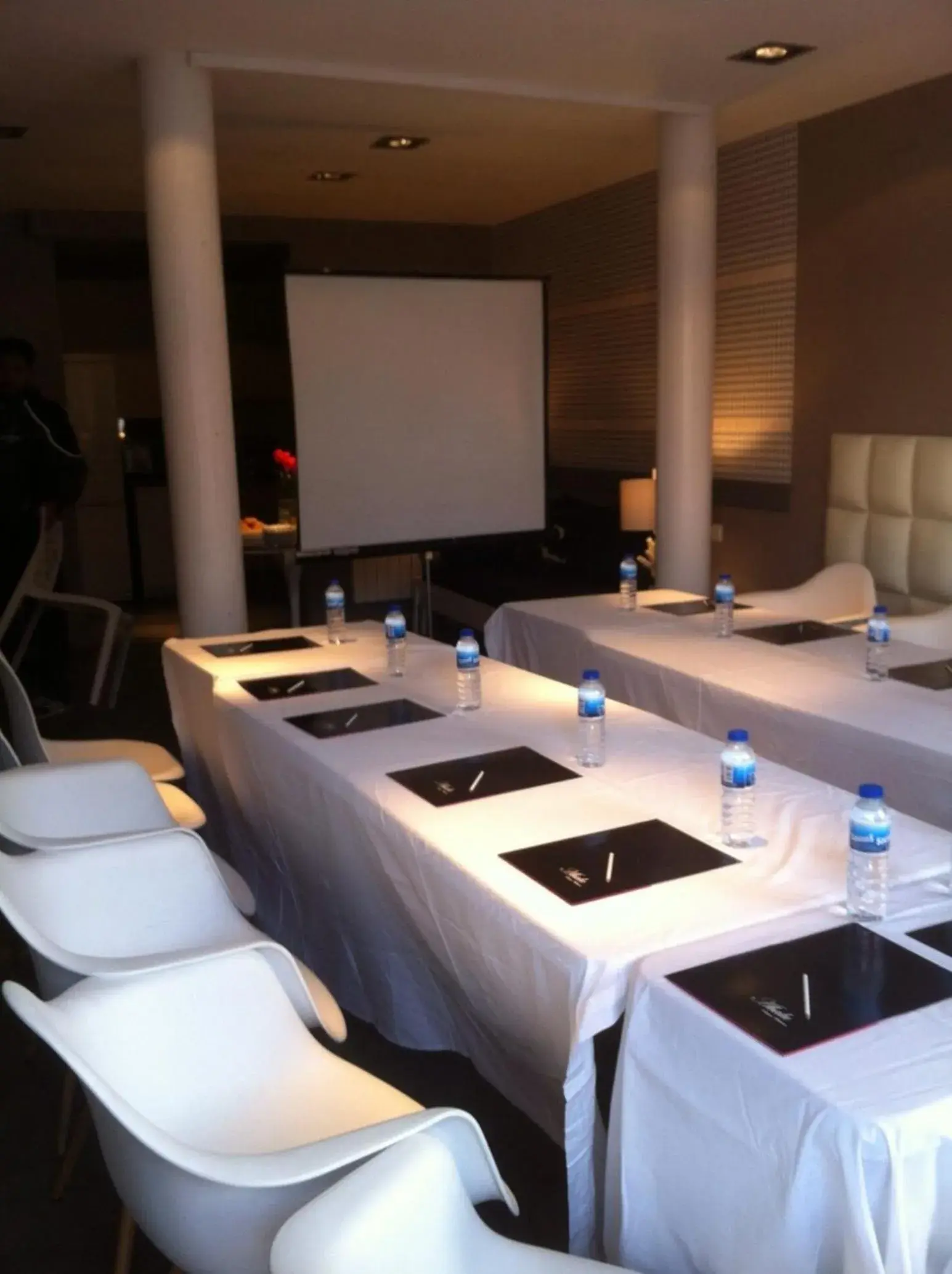 Business facilities in Abalú Small Luxury & Design Boutique Hotel