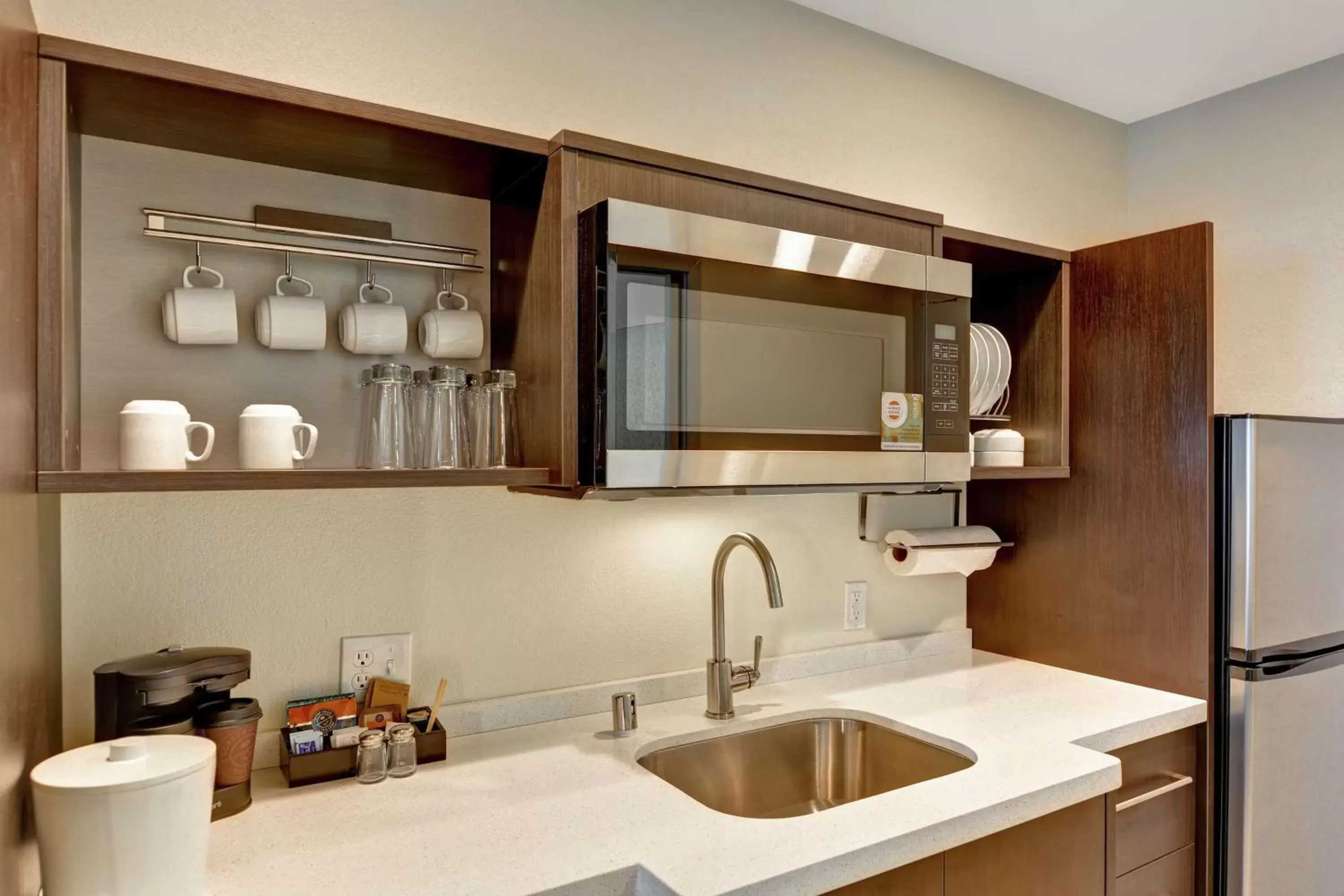 Kitchen or kitchenette, Kitchen/Kitchenette in Home2 Suites By Hilton Las Vegas Strip South