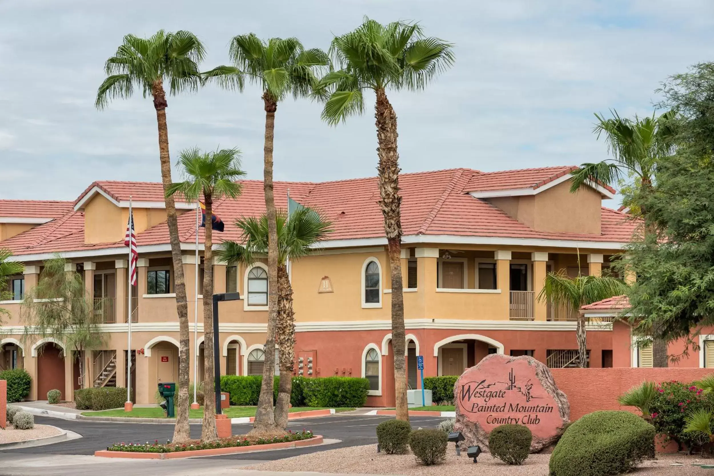 Facade/entrance, Property Building in Westgate Painted Mountain Golf Resort