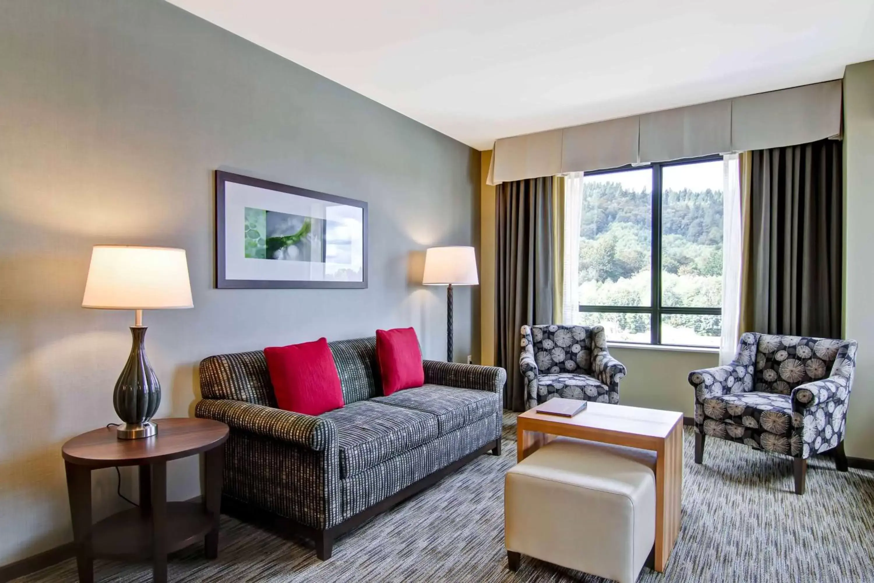 Living room, Seating Area in Homewood Suites by Hilton Seattle-Issaquah