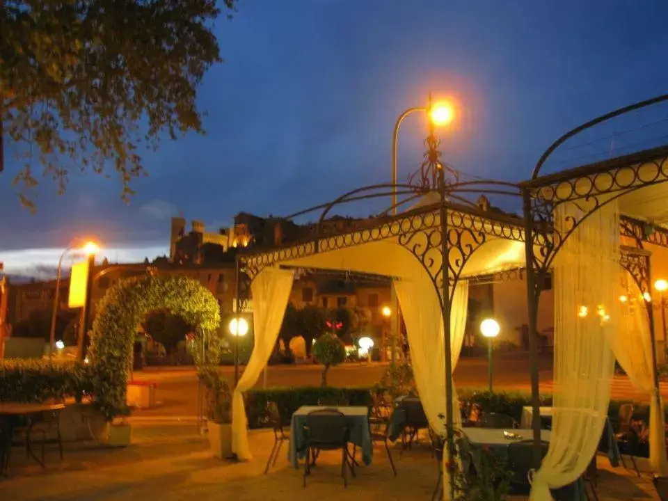 Garden, Restaurant/Places to Eat in Platani Hotel