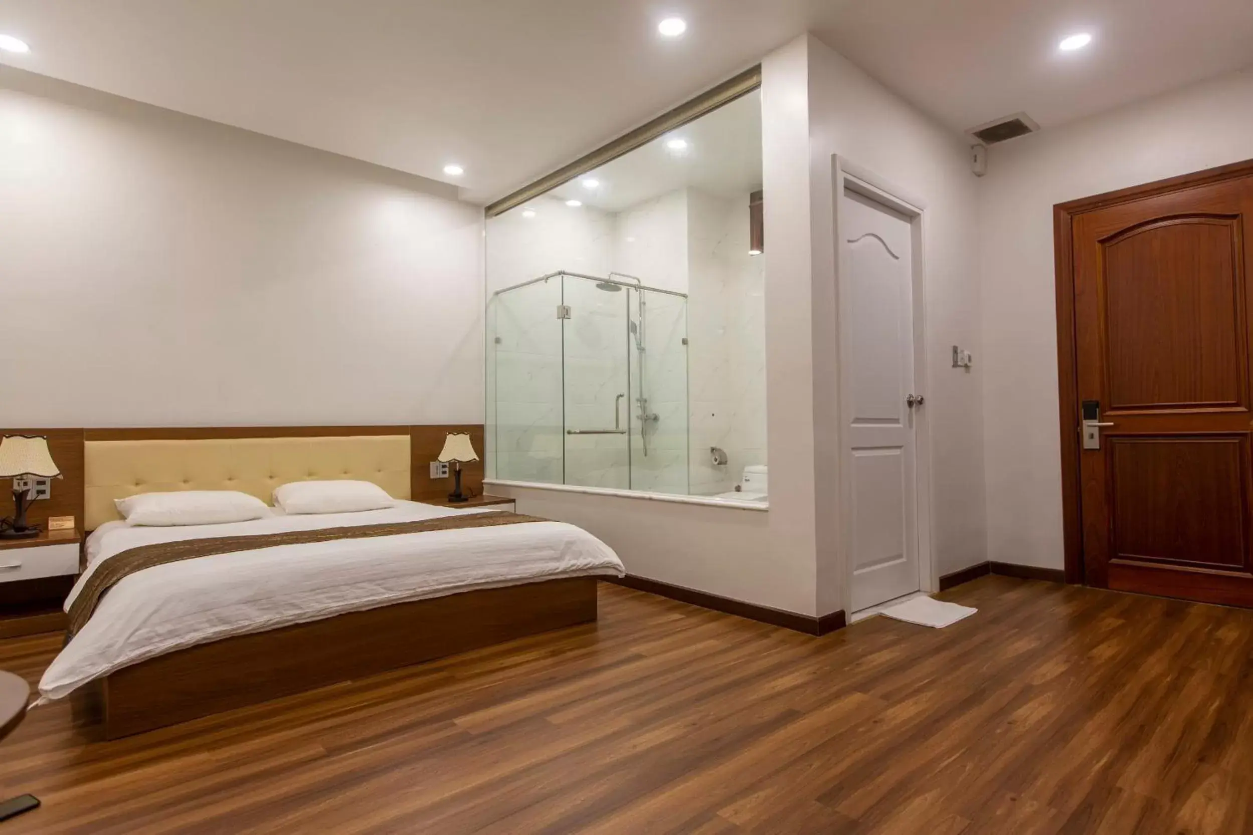 Bed in Hoang Hung Hotel Bed in Hoang Hung Hotel