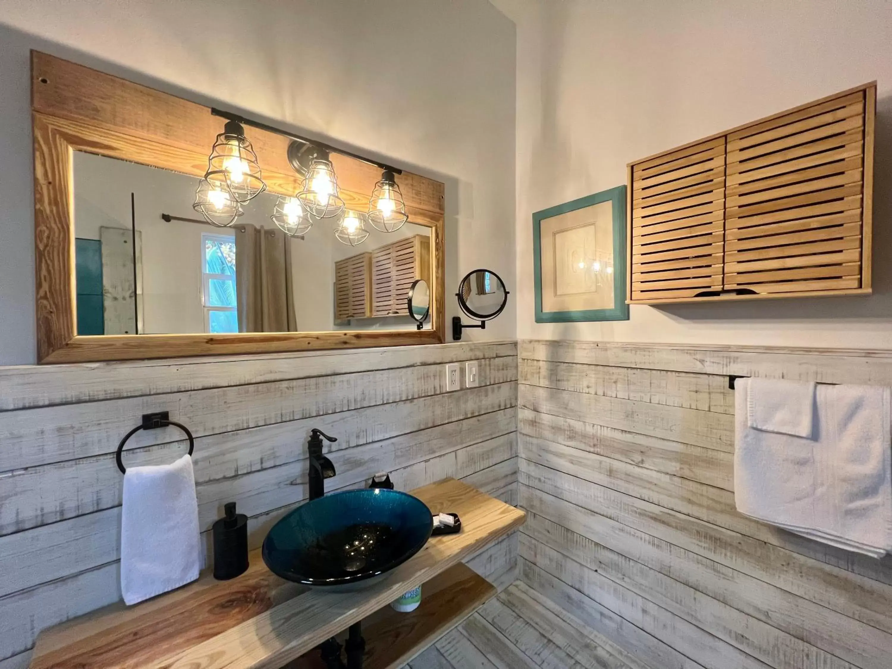 Bathroom in Treetops Hotel