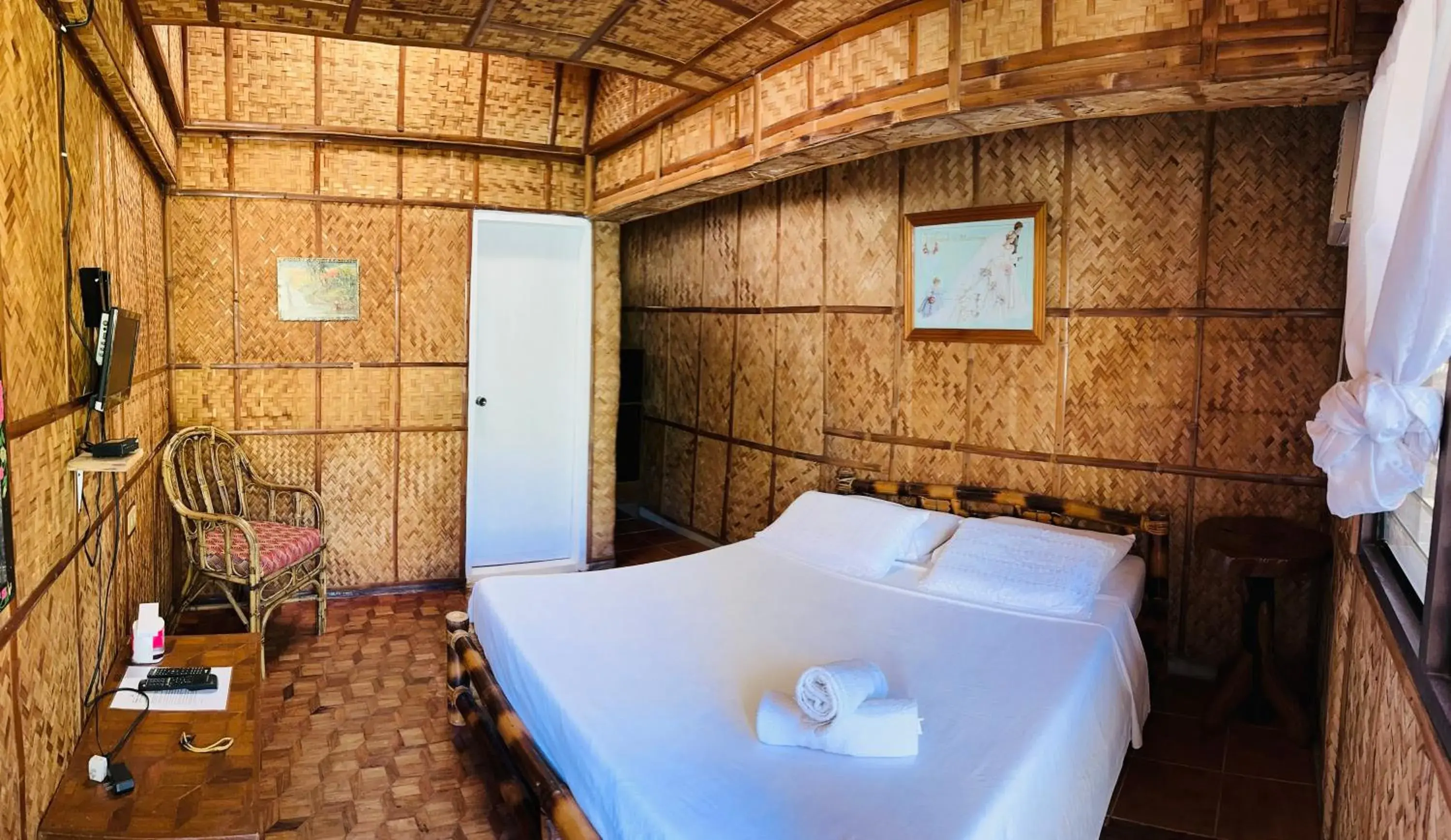 Bathroom in Bamboo House Beach Lodge & Restaurant