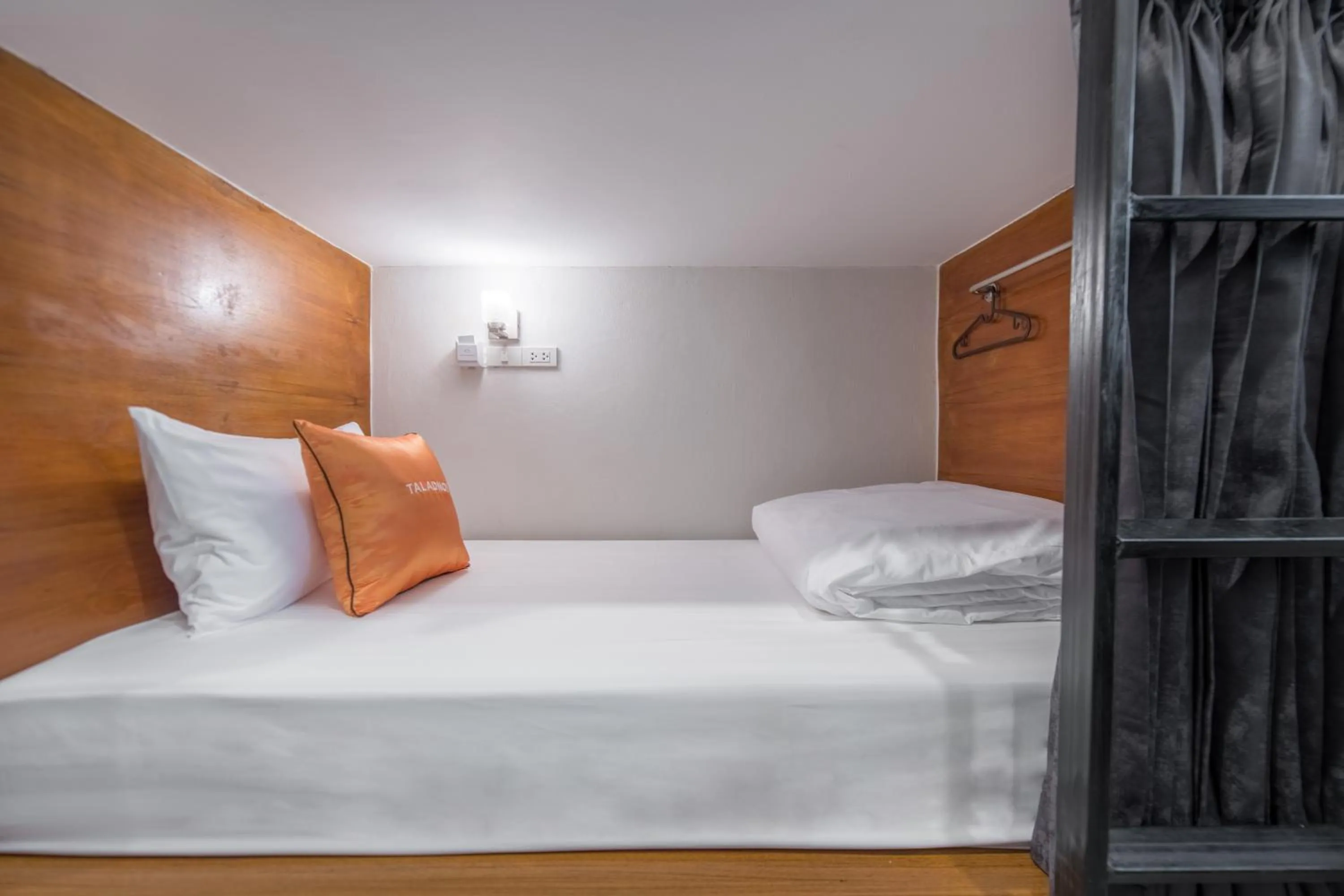 Bed in Tiny Taladnoi Hostel