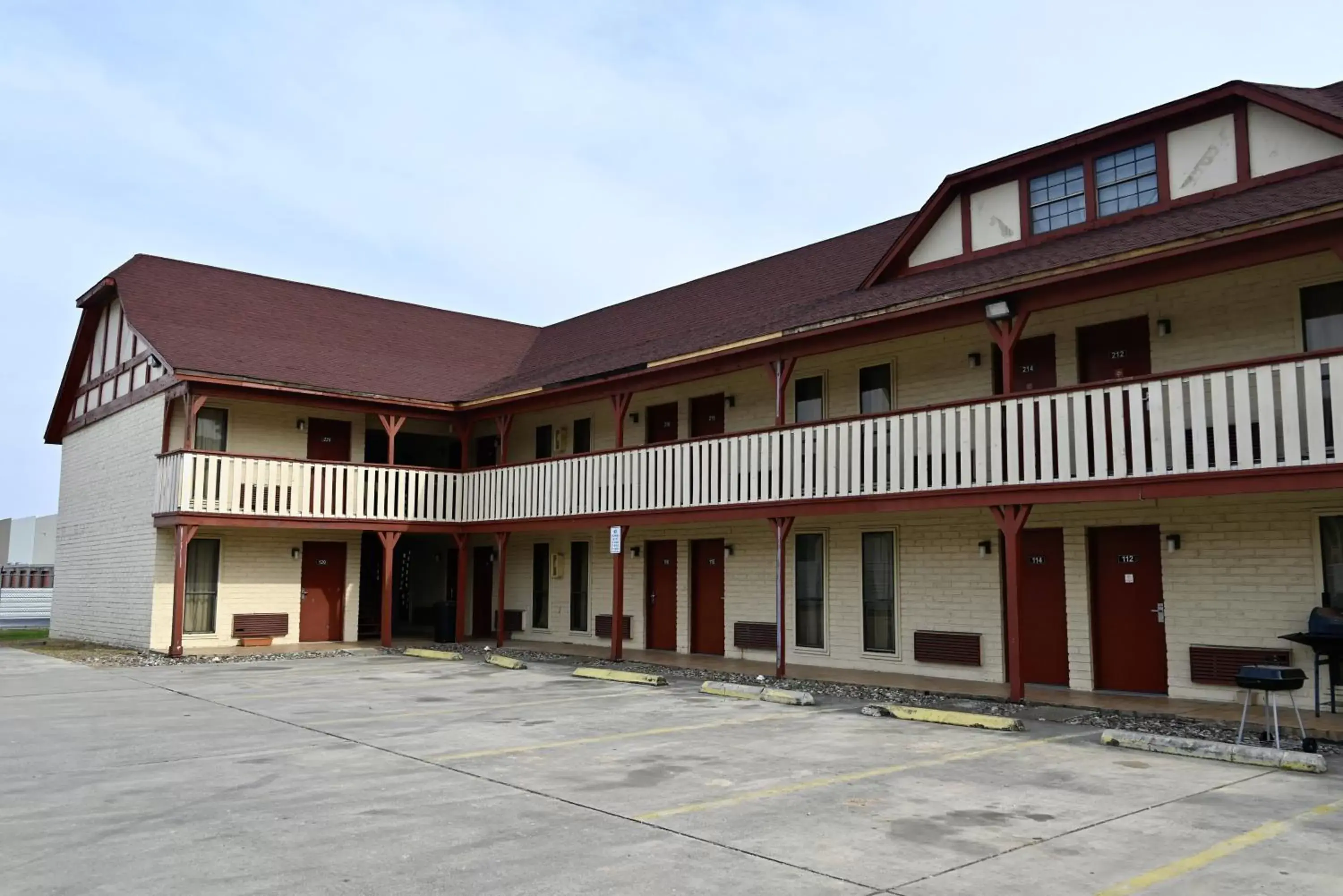 Property Building in Rittiman Inn and Suites